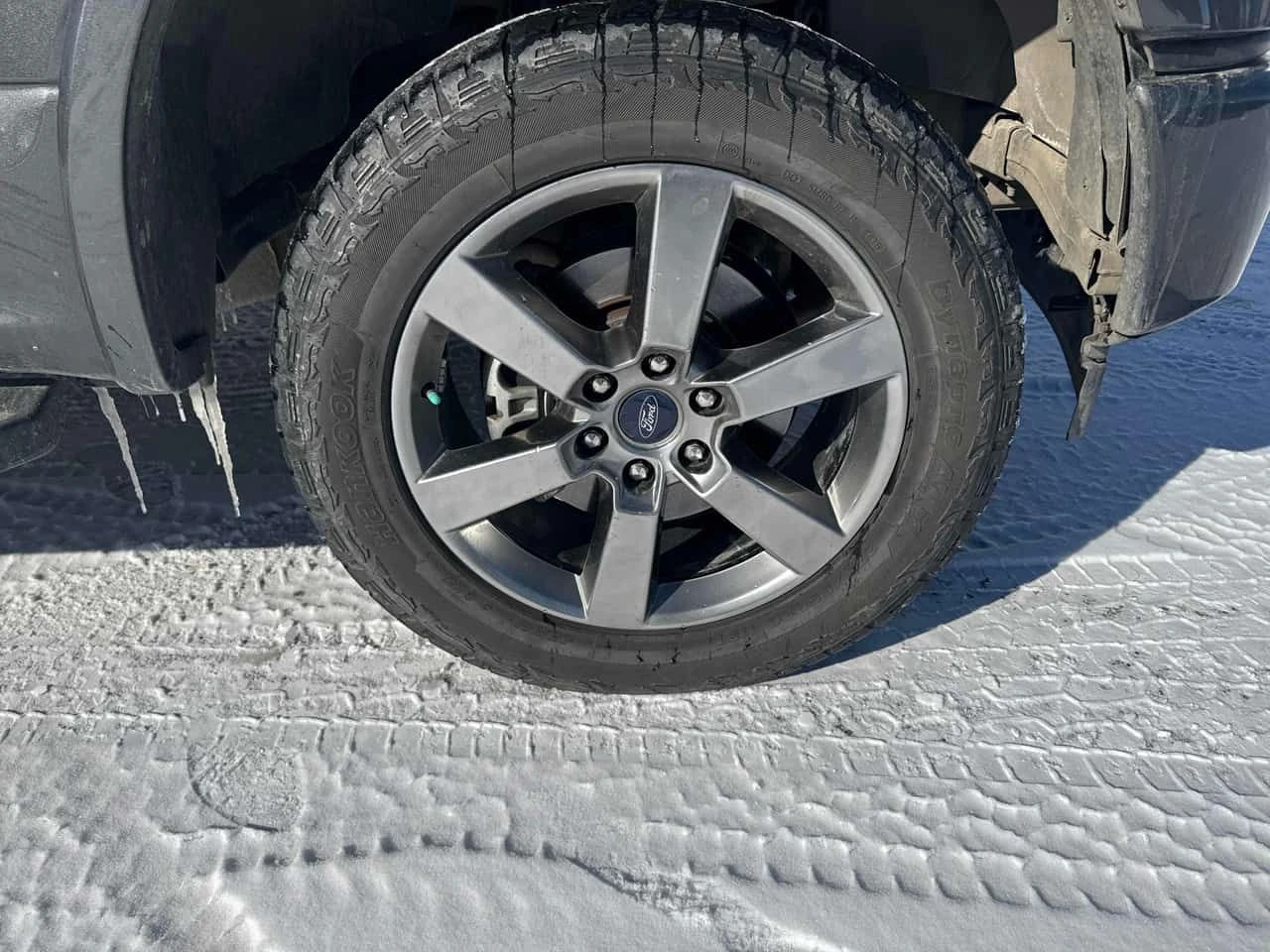 Ford F150  4WD SuperCrew / 5.0 /Кожа/Панорама/Подгрев/Обдух - изображение 9