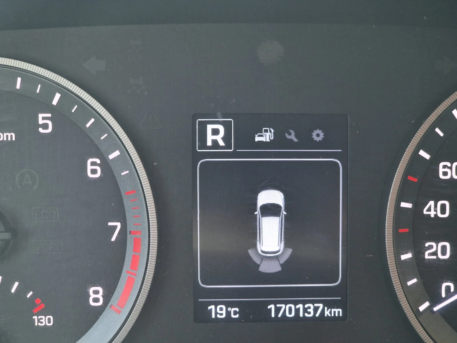 Hyundai Tucson 1.6БЕНЗИН-EU6-СЕРВИЗНА ИСТОРИЯ, снимка 12 - Автомобили и джипове - 54444648