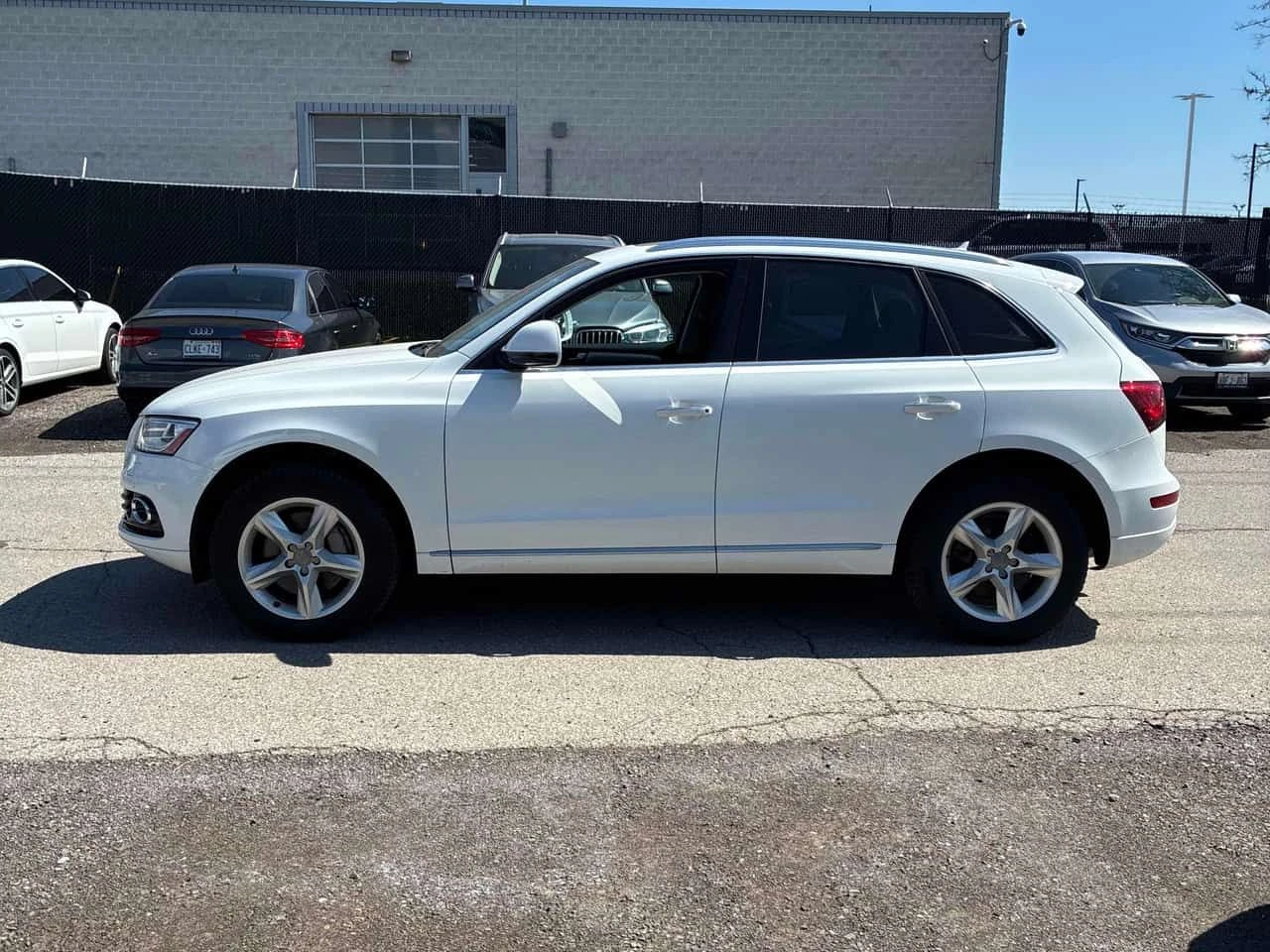 Audi Q5 * 3.0L TDI Progressiv * CARFAX * 3 КЛЮЧА * КЛИПОВЕ, снимка 2 - Автомобили и джипове - 54497216