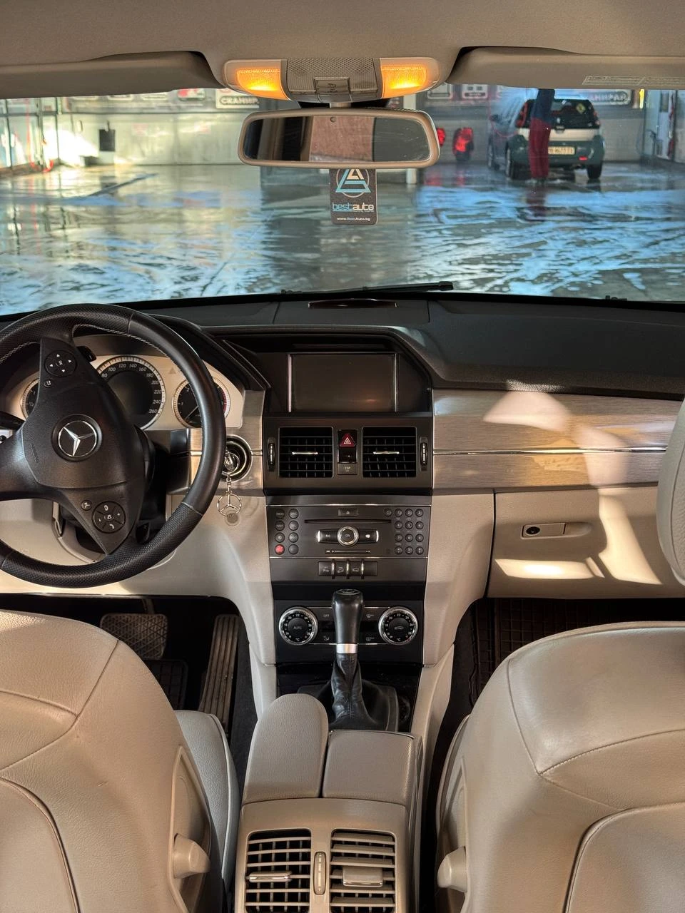 Mercedes-Benz GLK, снимка 8 - Автомобили и джипове - 54547572