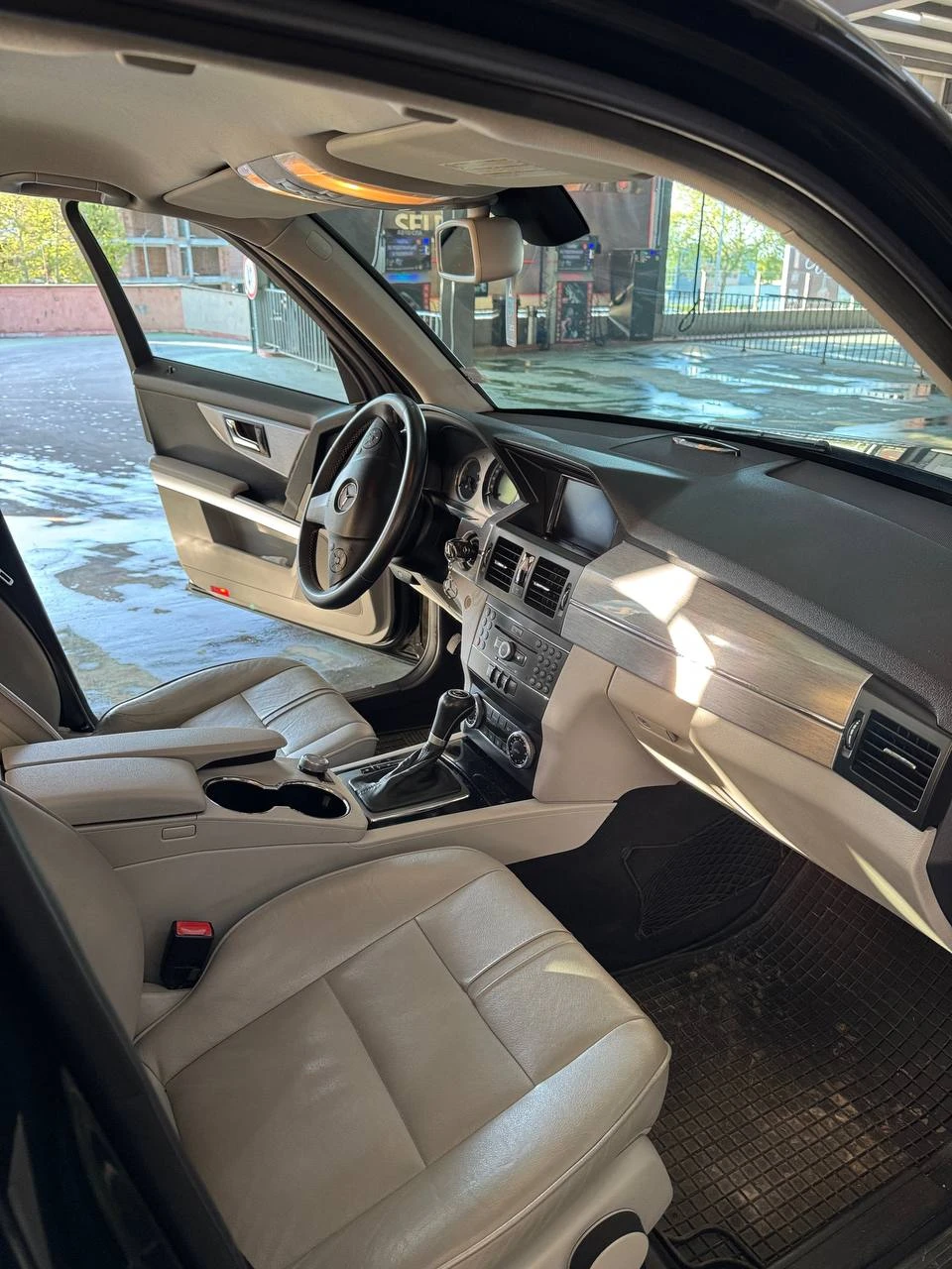 Mercedes-Benz GLK, снимка 9 - Автомобили и джипове - 54547572