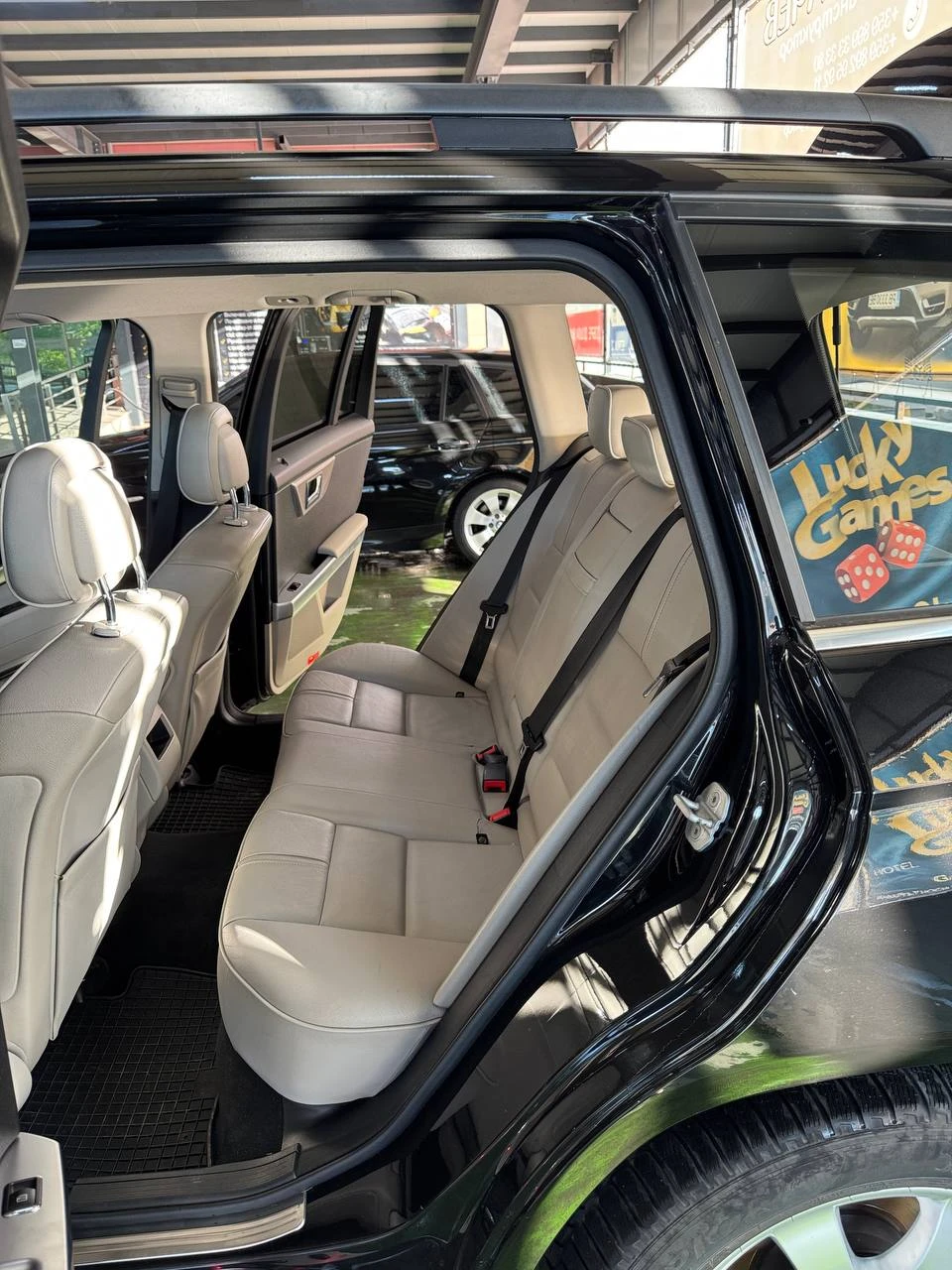 Mercedes-Benz GLK, снимка 11 - Автомобили и джипове - 54547572