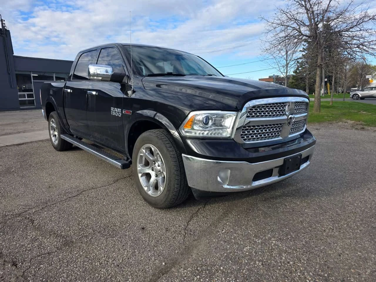 Dodge RAM 1500 * Laramie * ПОДГРЕВ * КАМЕРА * NAVI, снимка 10 - Автомобили и джипове - 54585857