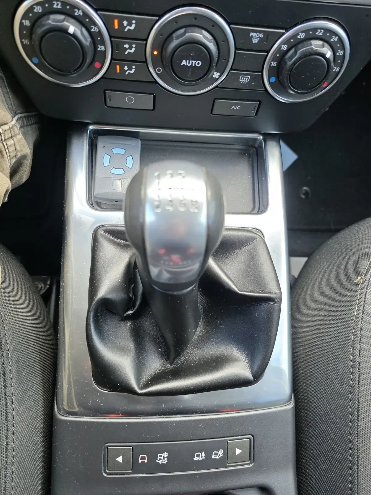 Land Rover Freelander Face-lift 2.2d 150hp, снимка 13 - Автомобили и джипове - 54693369