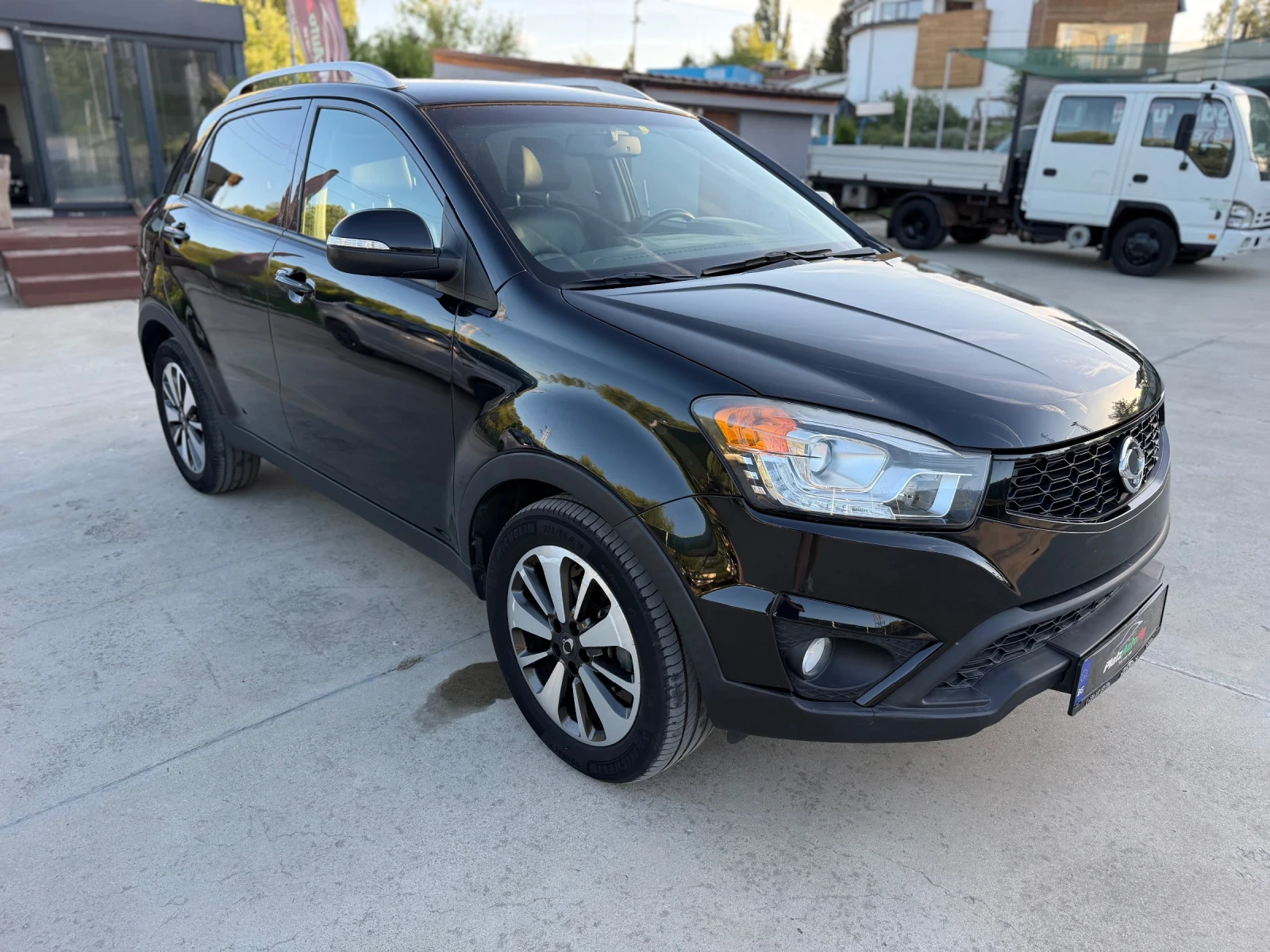 SsangYong Korando 2.0Diesel/175hp/100000km/FullFull, снимка 3 - Автомобили и джипове - 54724129