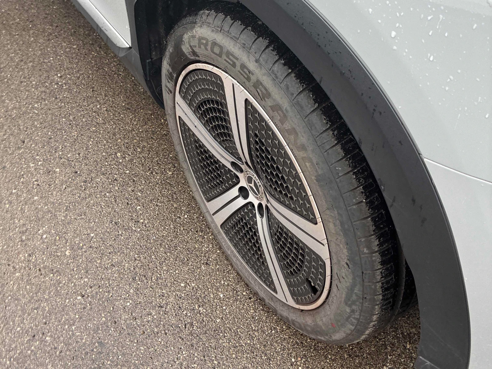 Mercedes-Benz EQE * 350 * CARFAX * ОПЦИЯ ЗА ФИНАНСИРАНЕ, снимка 13 - Автомобили и джипове - 56025133