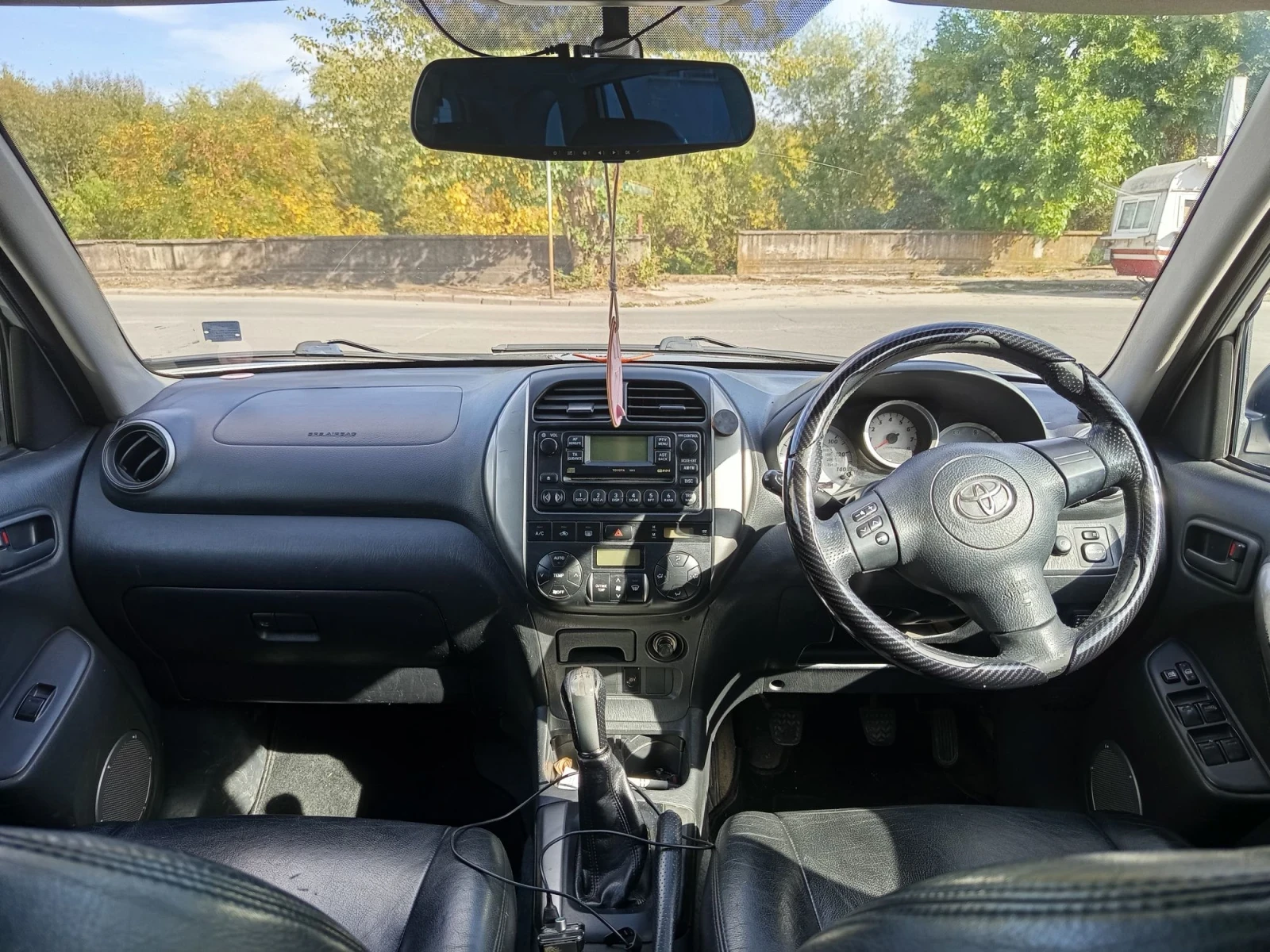 Toyota Rav4 2.0i Газ -бензин, снимка 9 - Автомобили и джипове - 56434188
