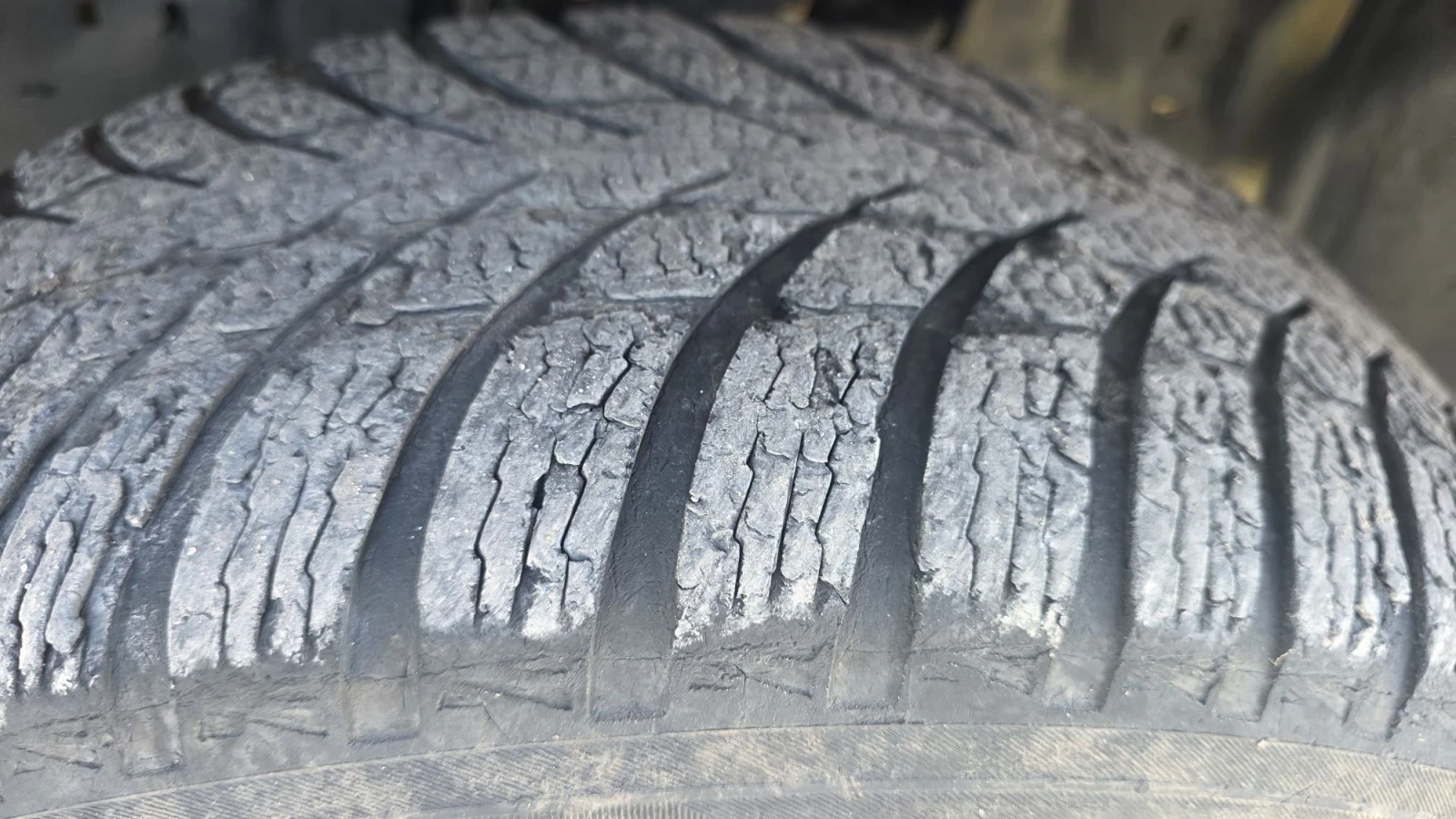 Toyota Hilux 2.4 D-4D 4X4 EURO 6 B | Mobile.bg � ����������� 7