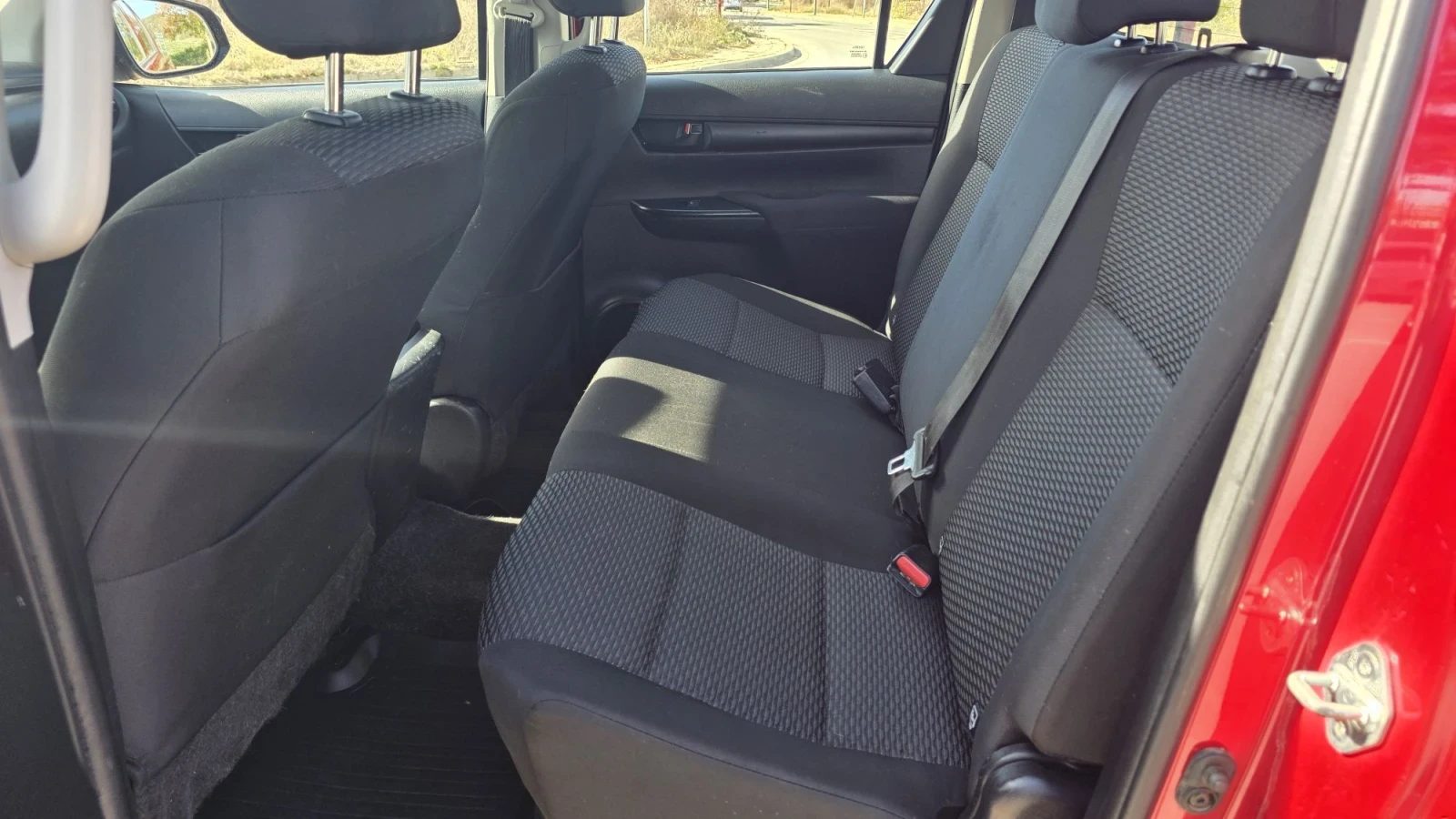 Toyota Hilux 2.4 D-4D 4X4 EURO 6 B | Mobile.bg � ����������� 11