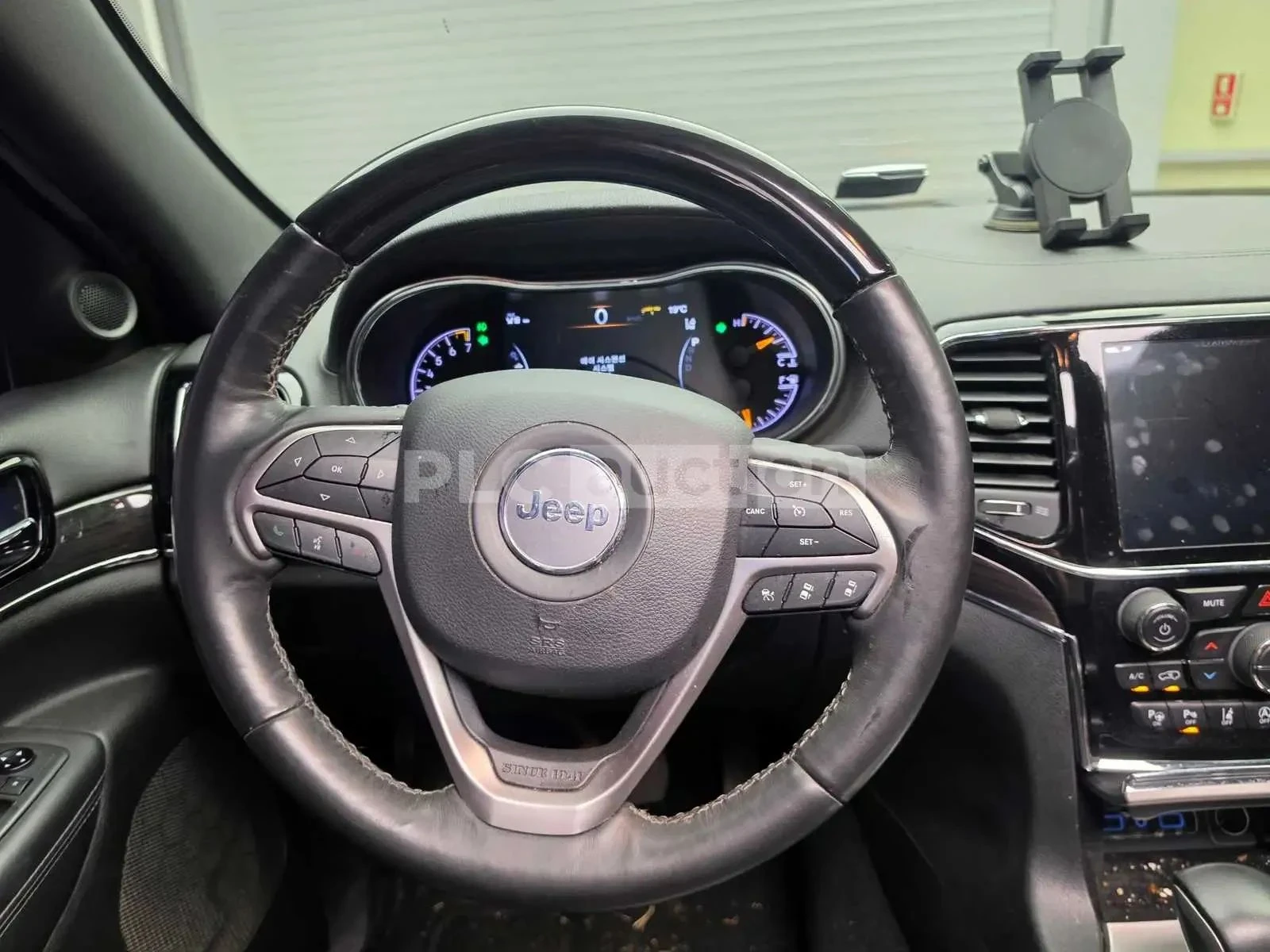 Jeep Grand cherokee, снимка 14 - Автомобили и джипове - 56723428
