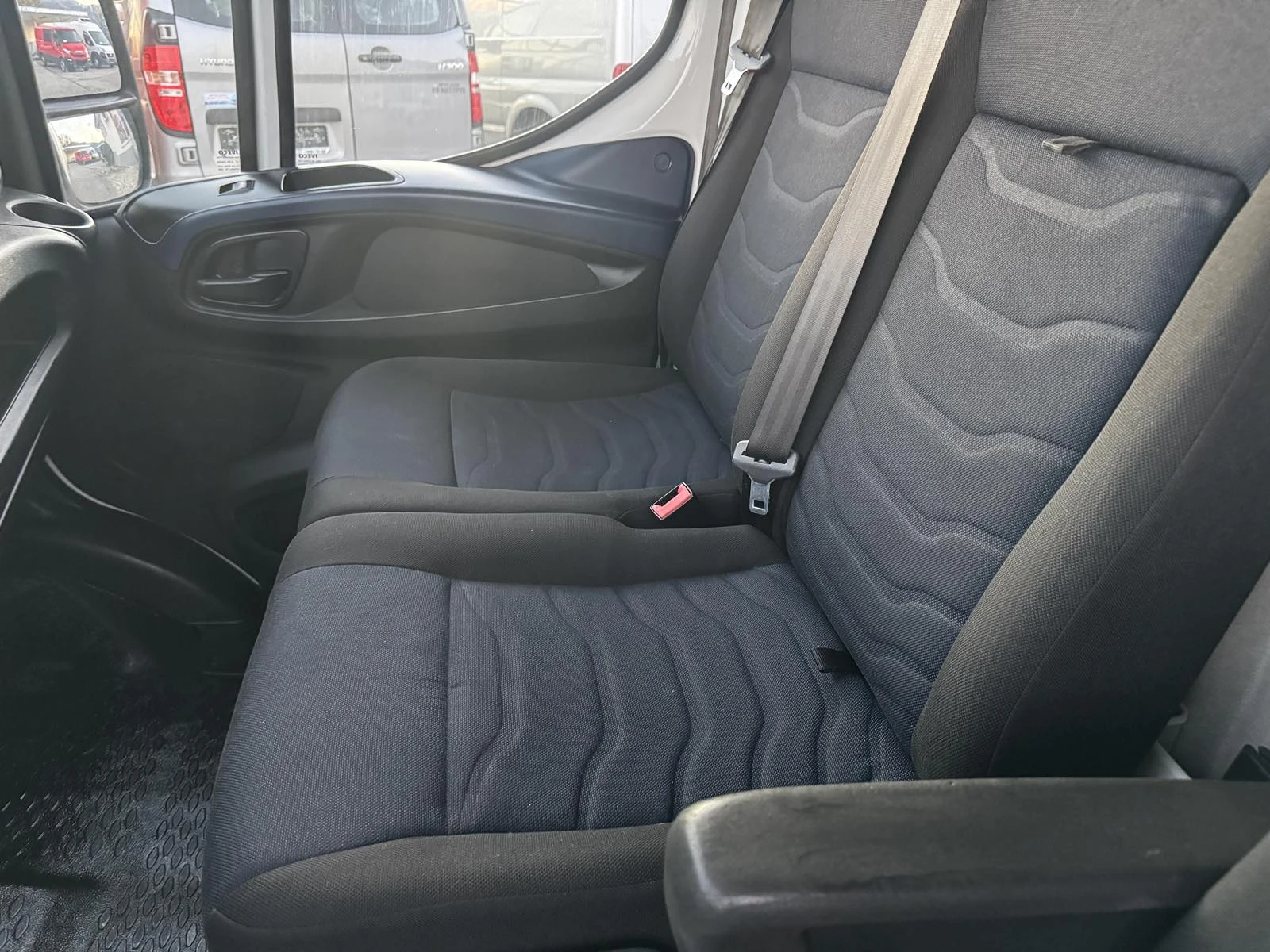 Iveco Daily 35C18 N1 8ZF . | Mobile.bg   8