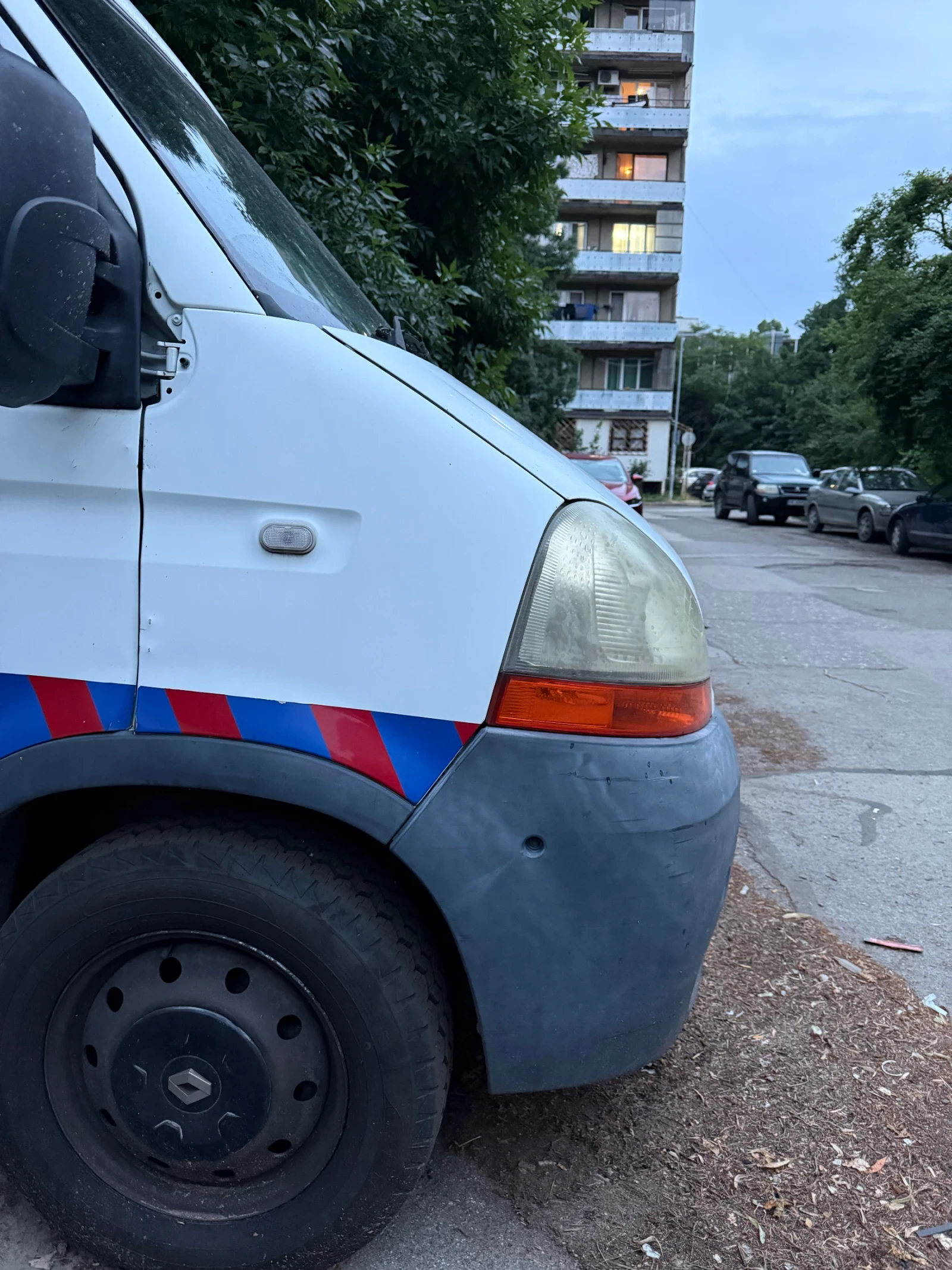 Renault Master CDI, снимка 9 - Бусове и автобуси - 55220312