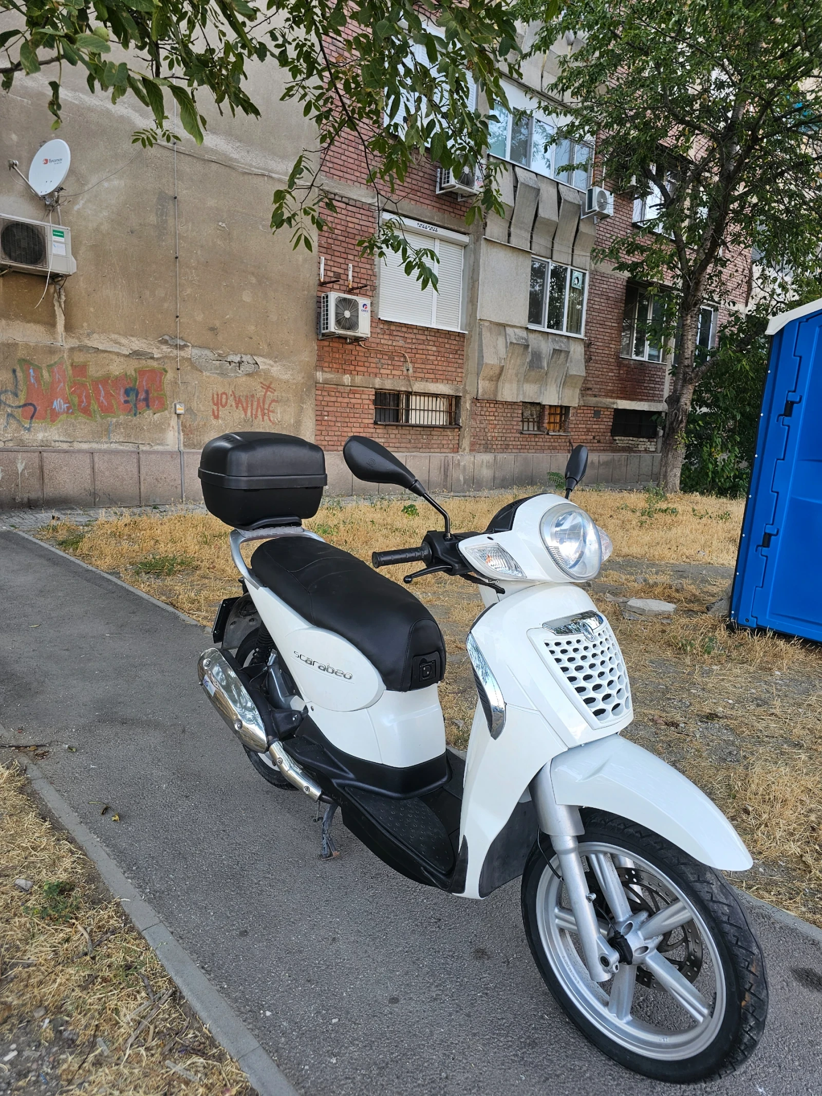 Aprilia Scarabeo  - изображение 6