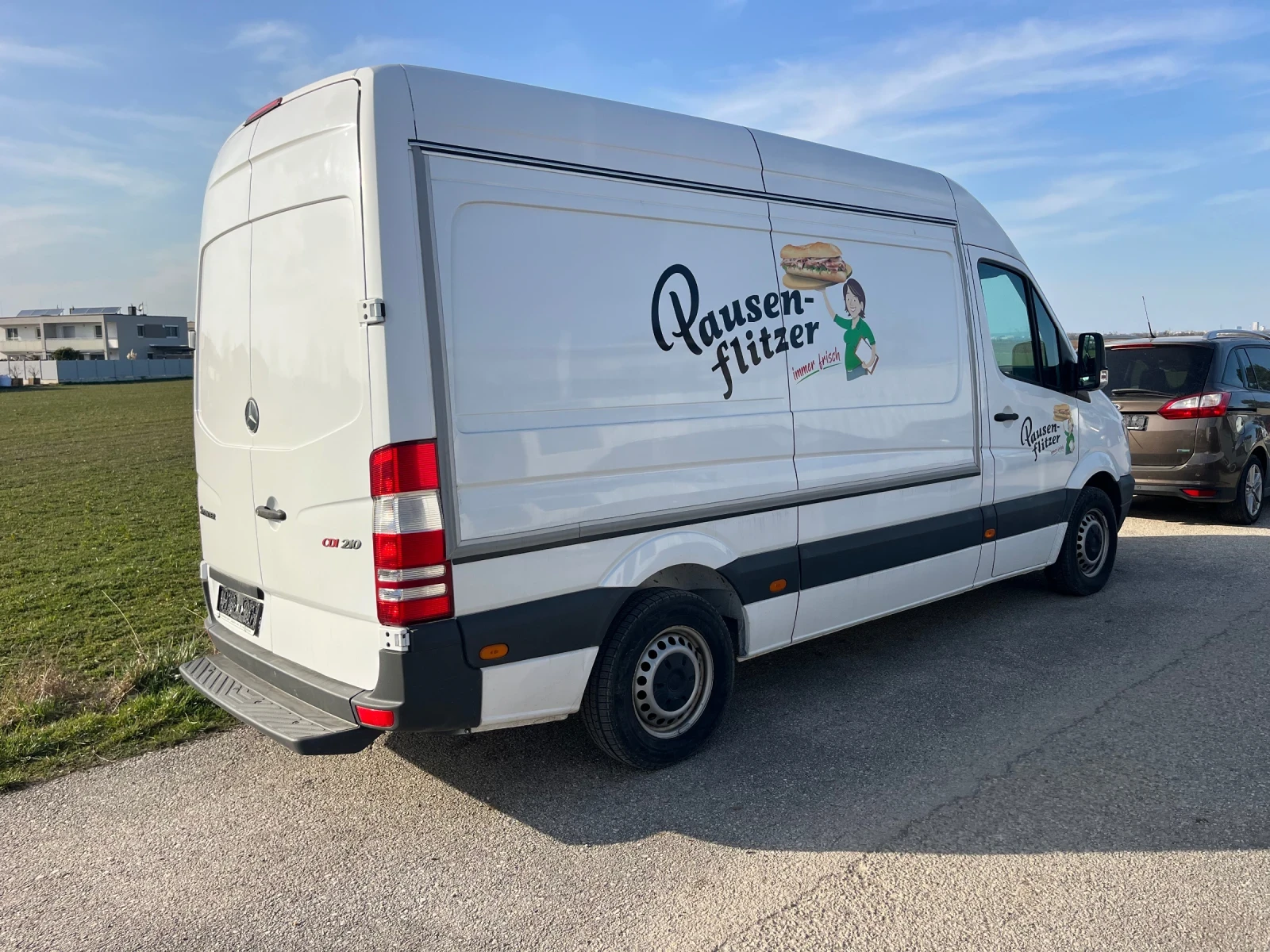 Кемпер Mercedes-Benz Sprinter 210 CDI, снимка 4 - Каравани и кемпери - 54233301