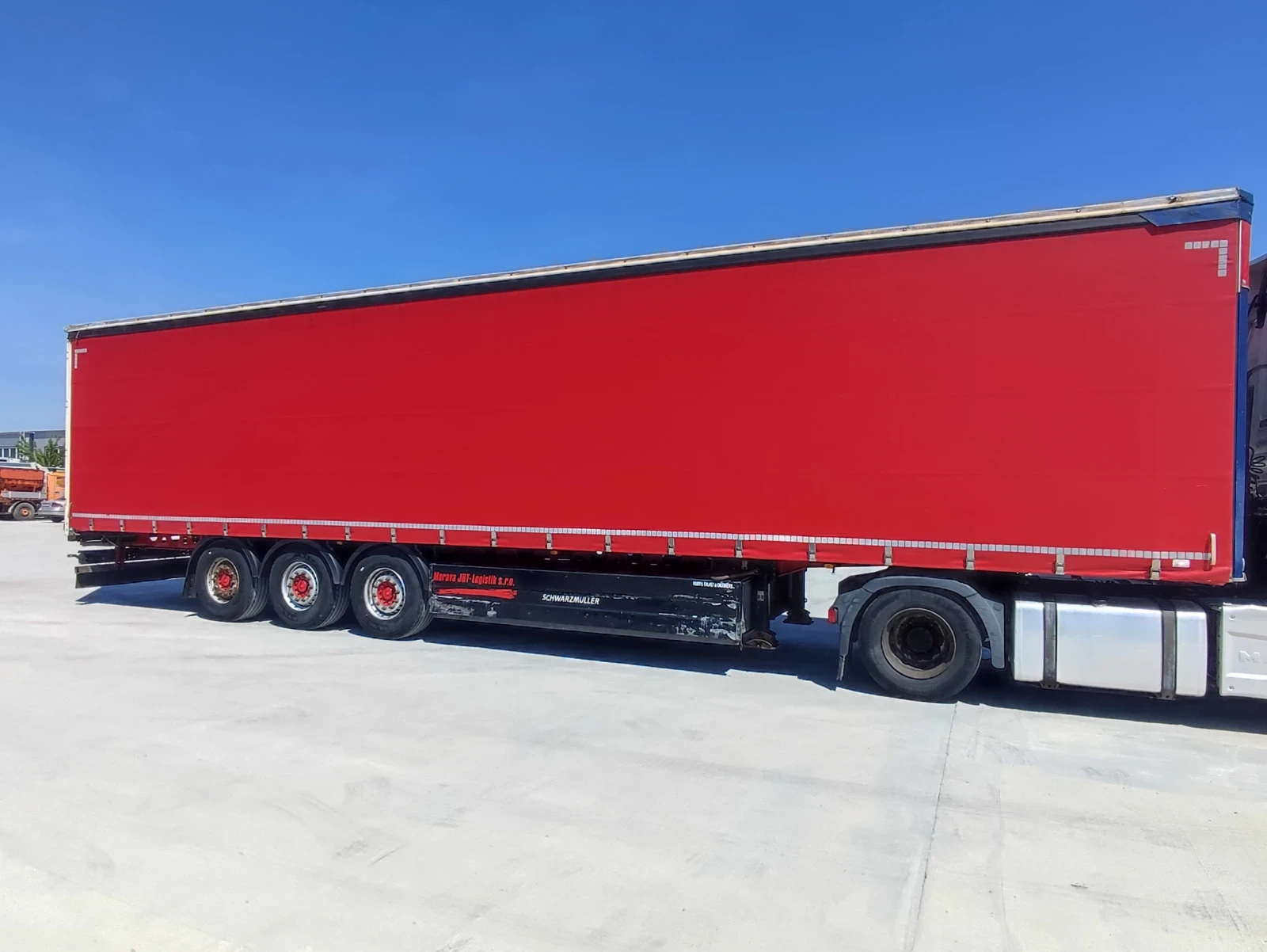 Полуремарке Schwarzmuller, снимка 2 - Ремаркета - 54804012