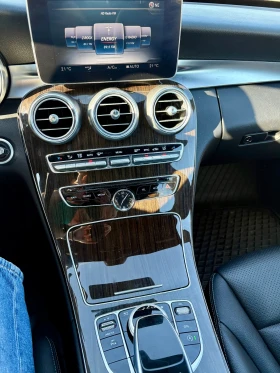 Mercedes-Benz C 300, снимка 7