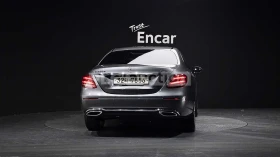Mercedes-Benz E 220 ПОДГРЕВИ * ПАНО * HEAD-UP * KEYLESS, снимка 4