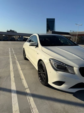 Mercedes-Benz CLA 180, снимка 8