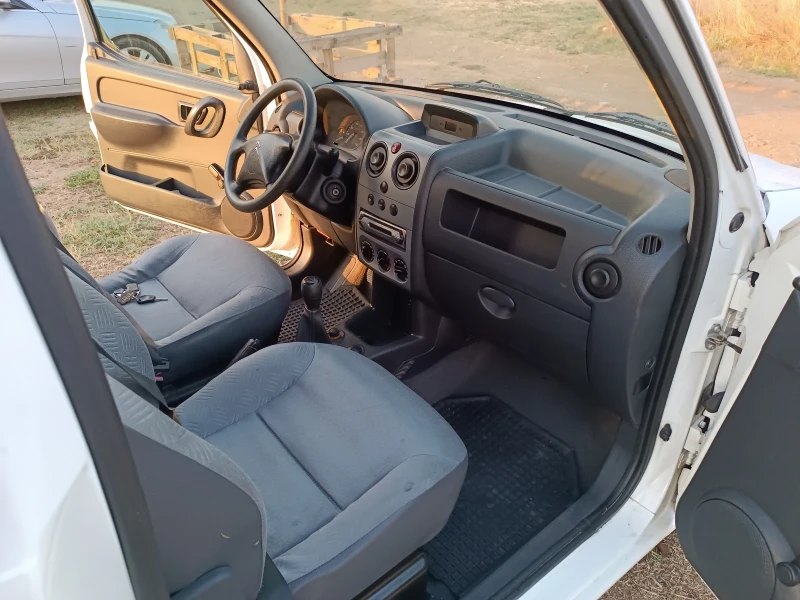 Citroen Berlingo 1, 9 D, снимка 10 - Автомобили и джипове - 47154473