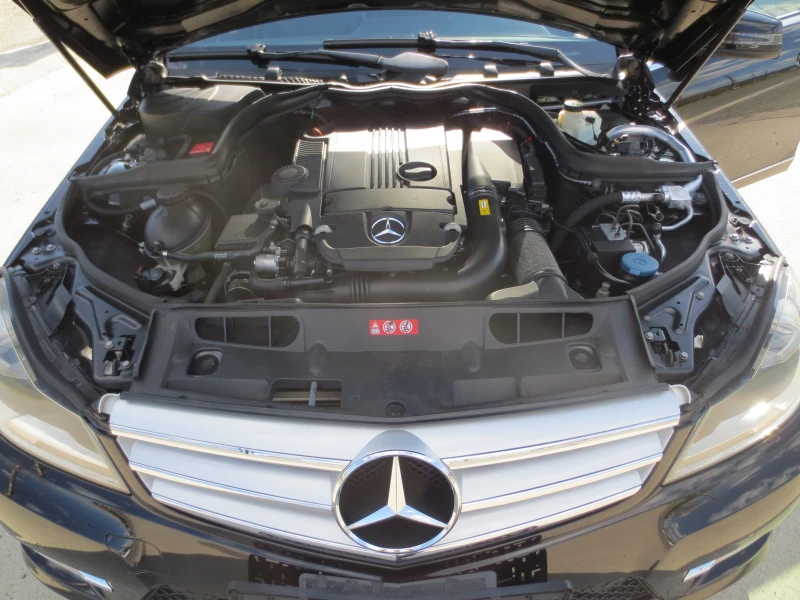 Mercedes-Benz C 180 AMG-LINE, снимка 17 - Автомобили и джипове - 50030080