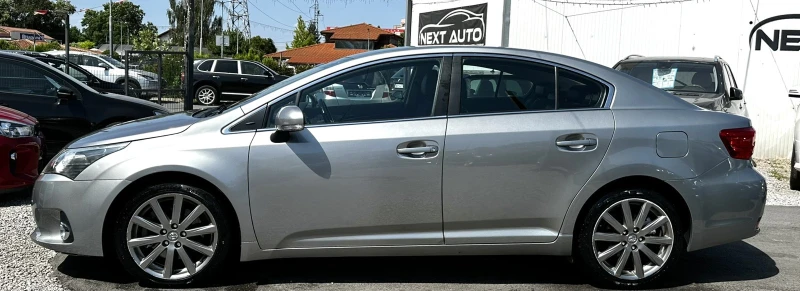 Toyota Avensis 2.2D 150HP CAMERA NAVI, снимка 8 - Автомобили и джипове - 51383823