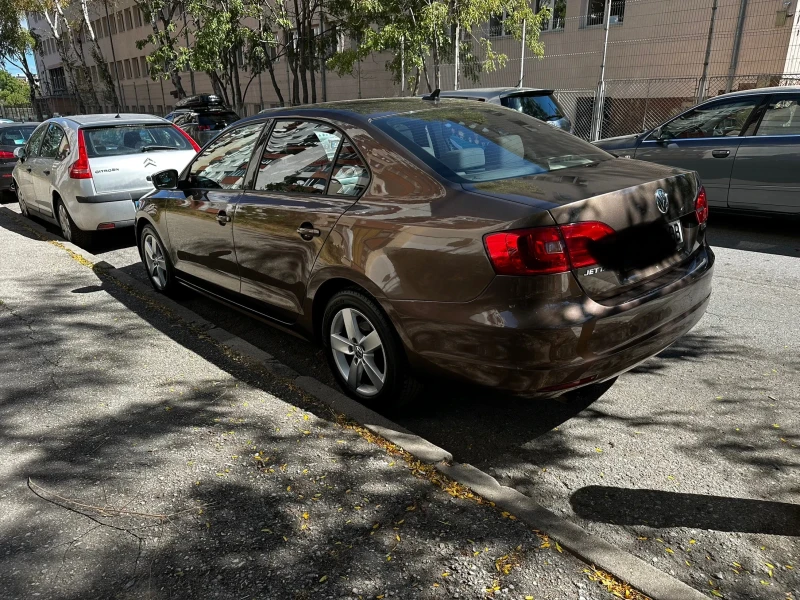 VW Jetta, снимка 2 - Автомобили и джипове - 51826710