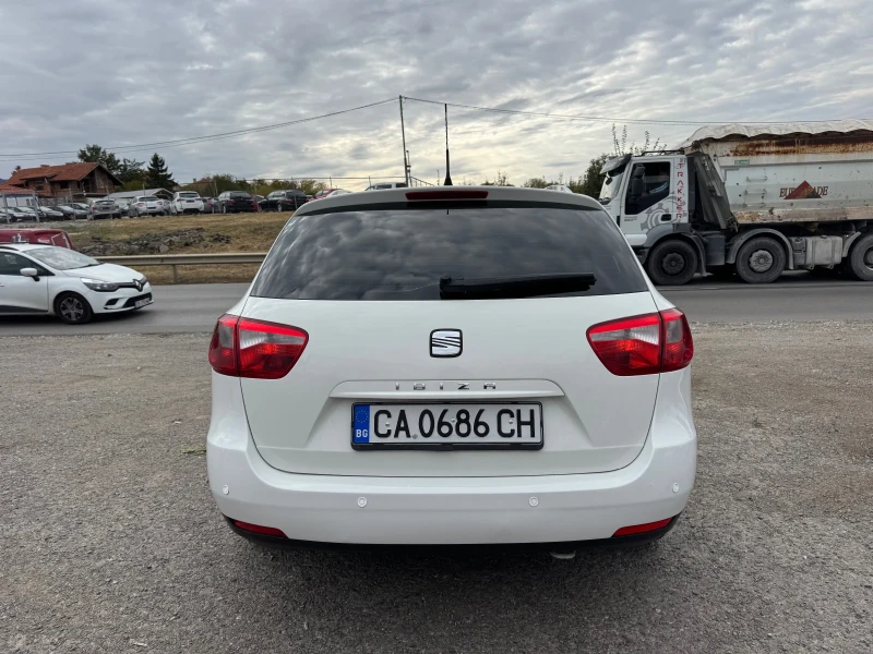 Seat Ibiza ST* 1.4 I* РЕГИСТРИРАНА* РЕАЛНИ КИЛОМЕТРИ , снимка 5 - Автомобили и джипове - 51910178