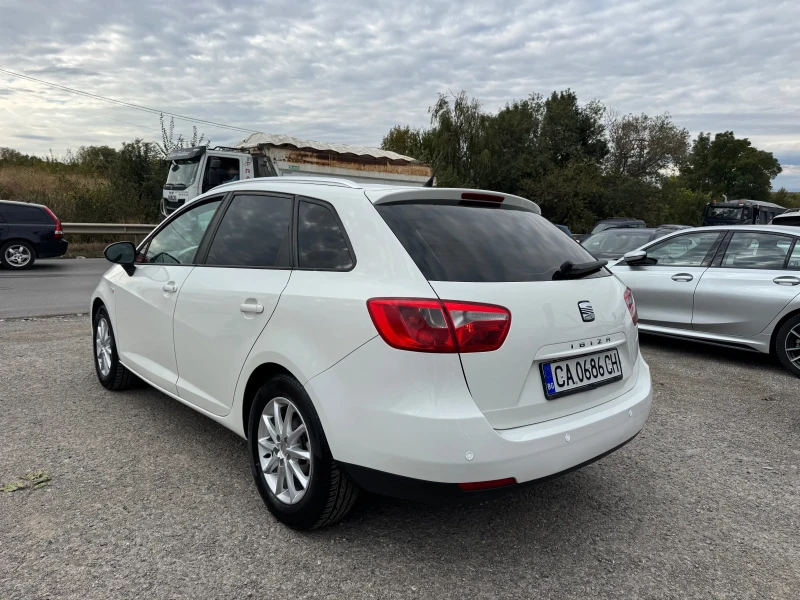 Seat Ibiza ST* 1.4 I* РЕГИСТРИРАНА* РЕАЛНИ КИЛОМЕТРИ , снимка 6 - Автомобили и джипове - 51910178