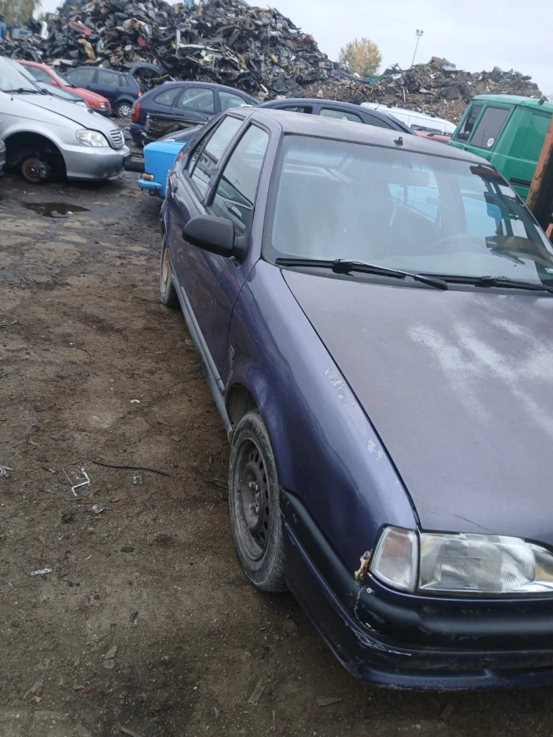Renault 19, снимка 4 - Автомобили и джипове - 52390344