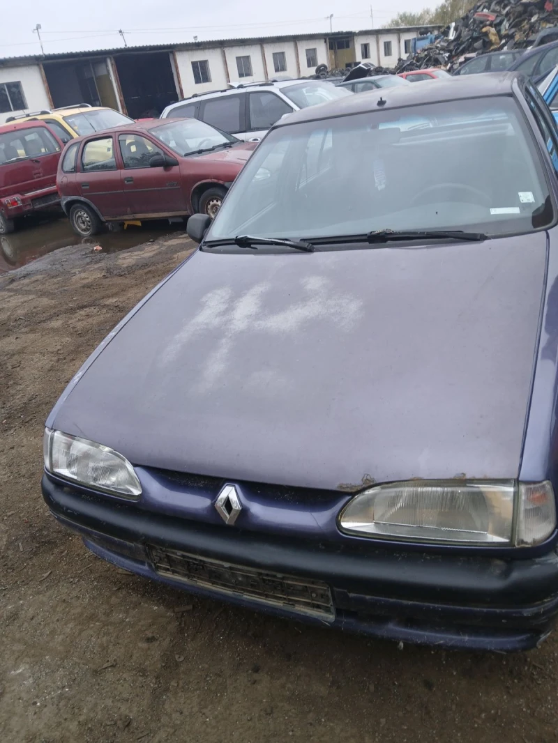 Renault 19