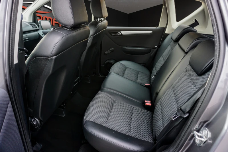 Mercedes-Benz A 160 AVANTGARDE AUTO , снимка 12 - Автомобили и джипове - 52579665
