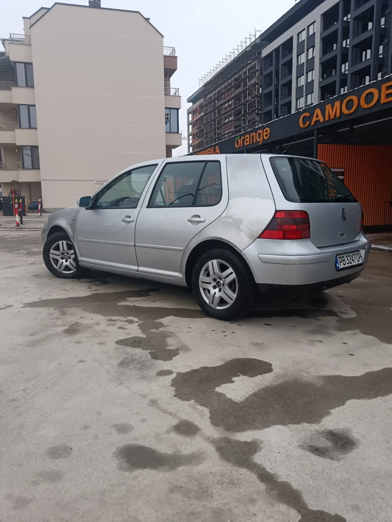VW Golf 2.0i газ 115к, снимка 7 - Автомобили и джипове - 53362783