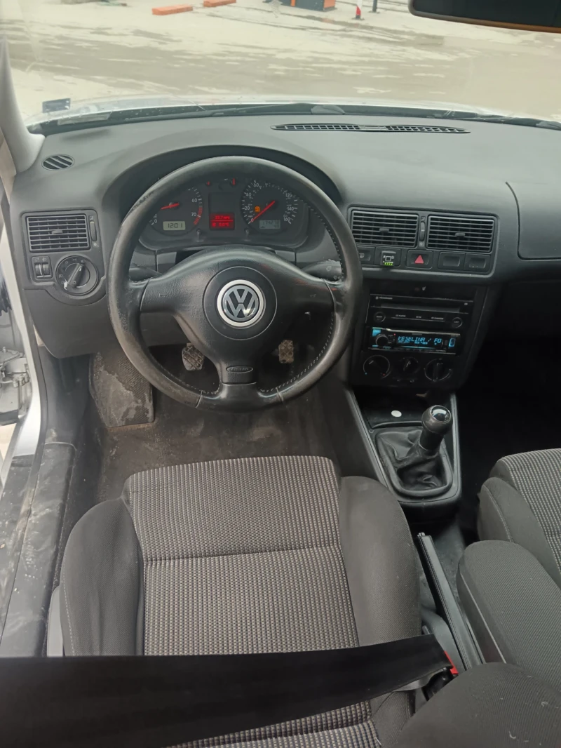 VW Golf 2.0i газ 115к, снимка 15 - Автомобили и джипове - 53362783