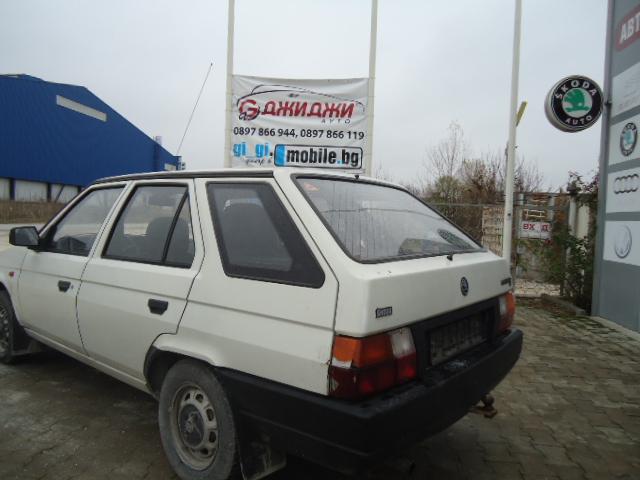 Skoda Forman, снимка 4 - Автомобили и джипове - 31240022