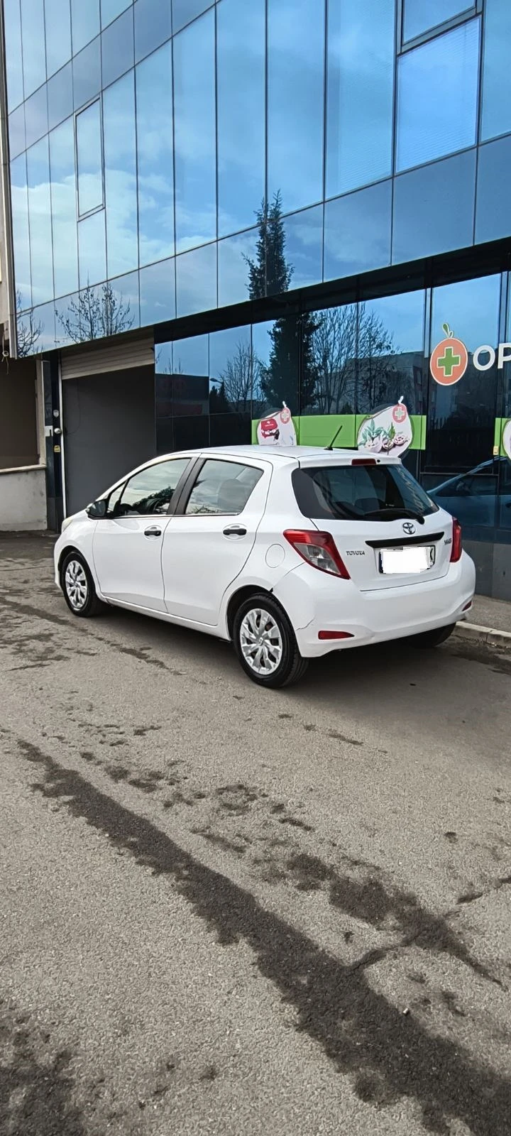 Toyota Yaris, снимка 3 - Автомобили и джипове - 49115843