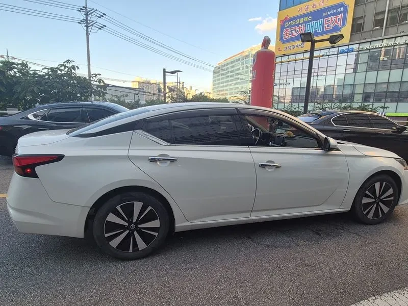 Nissan Altima  2.5 Special Edition, снимка 7 - Автомобили и джипове - 56577032