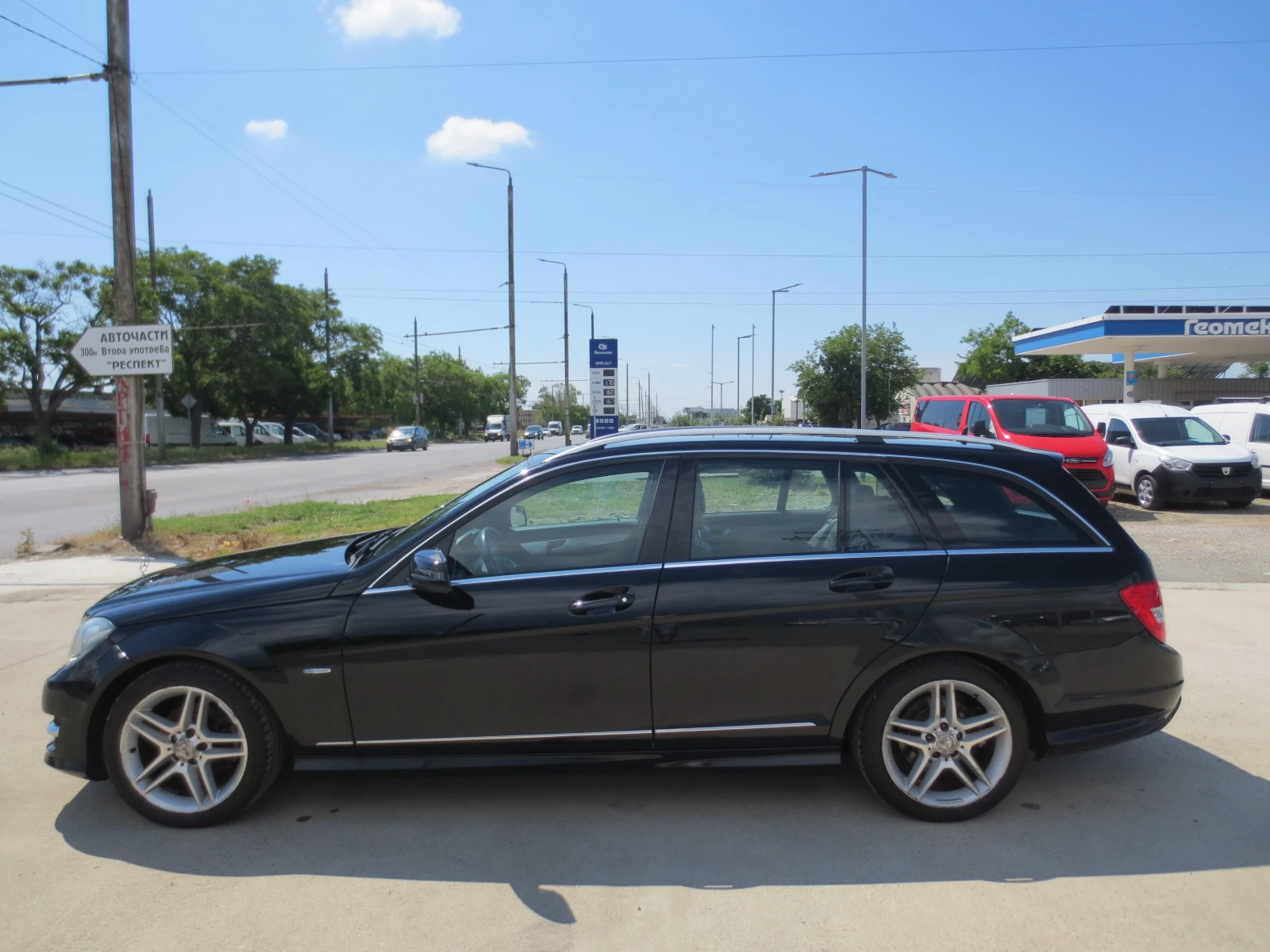 Mercedes-Benz C 180 AMG-LINE, снимка 8 - Автомобили и джипове - 50030080