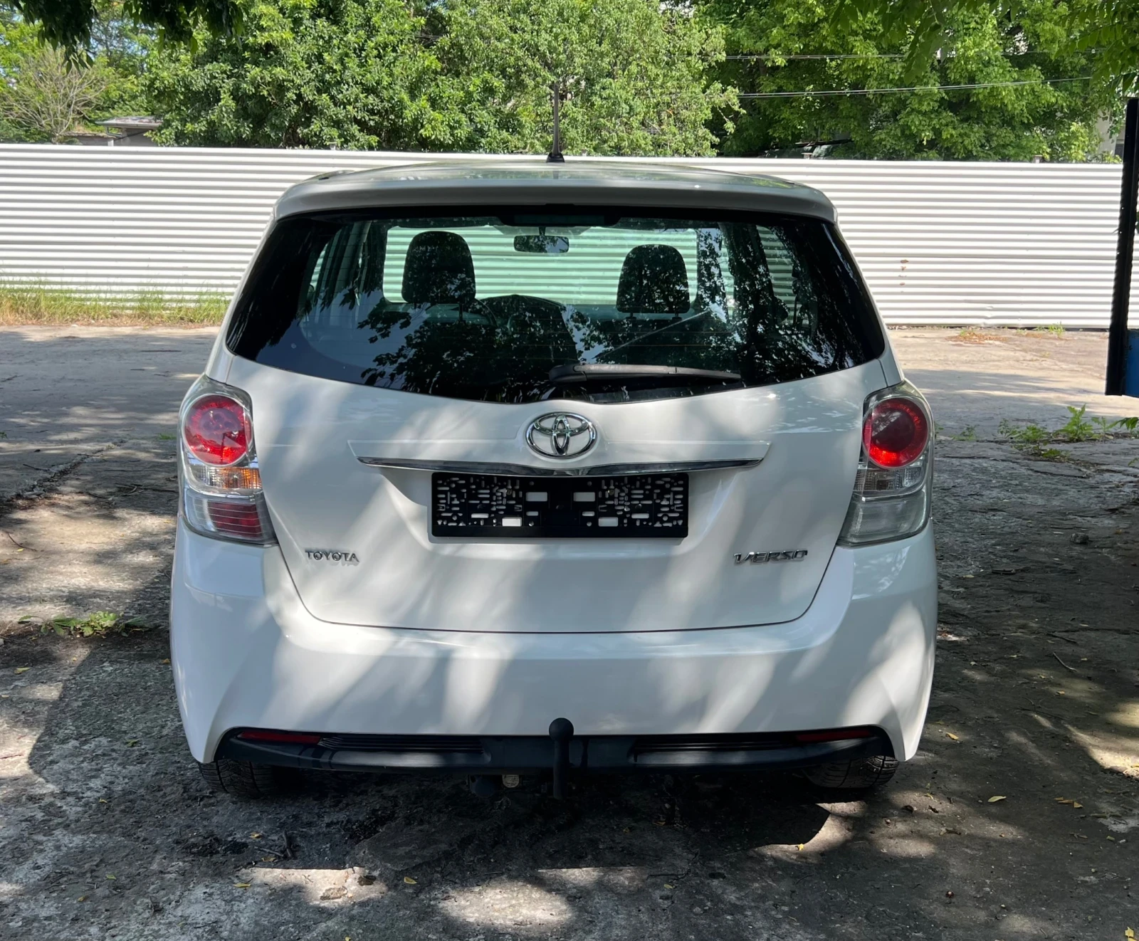 Toyota Verso 2.0D4D 124кс 6+ 1  - изображение 5