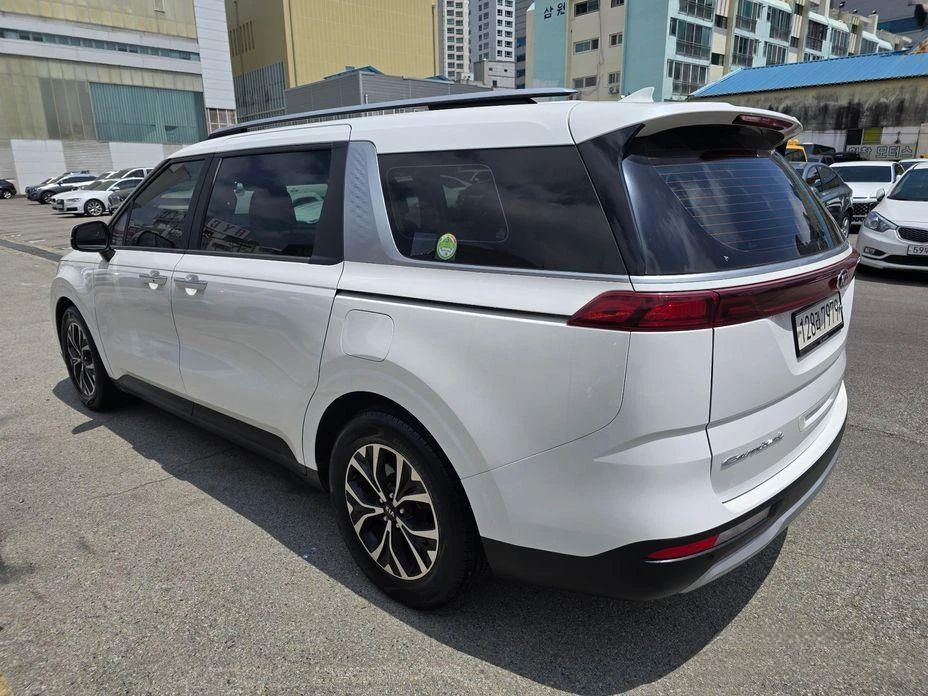 Kia Carnival  - изображение 4