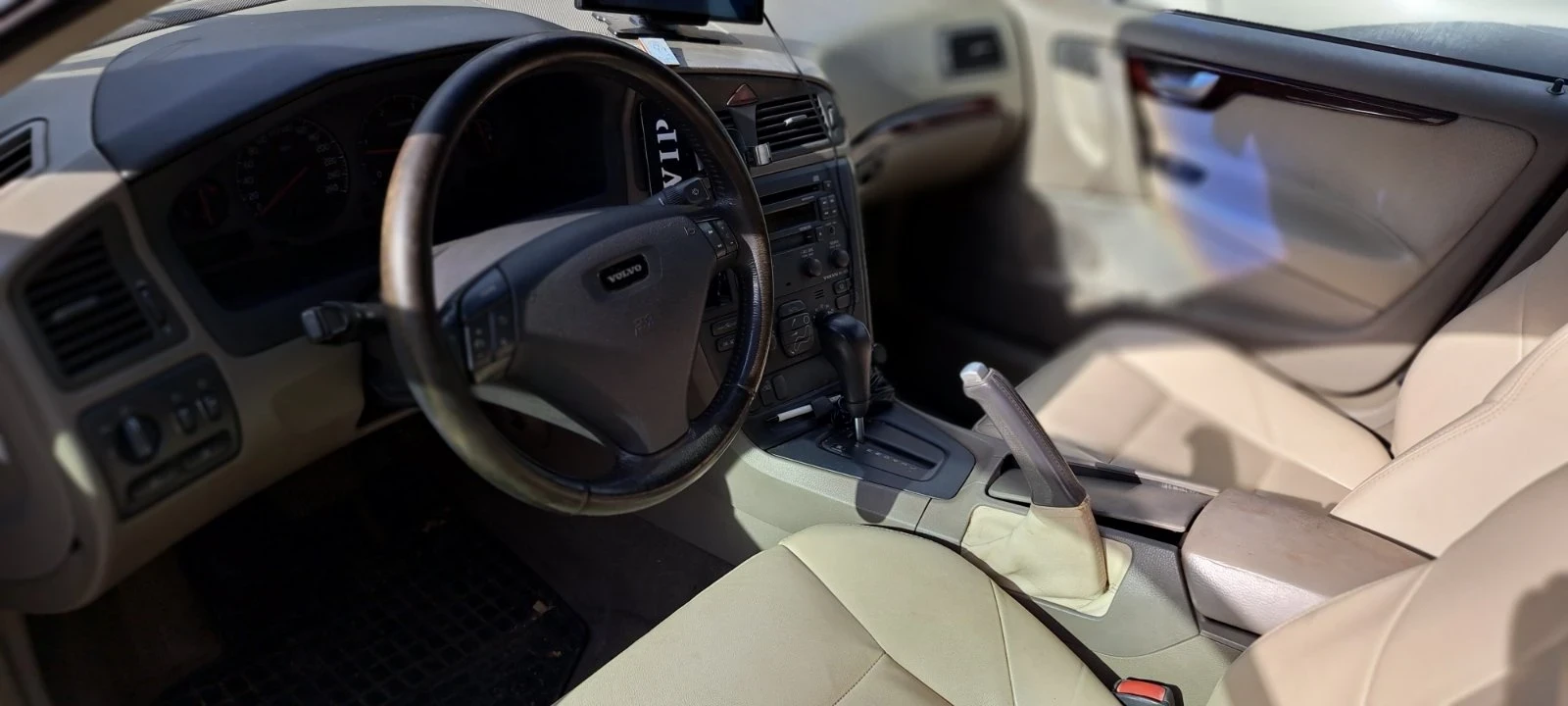 Volvo S60  - изображение 5