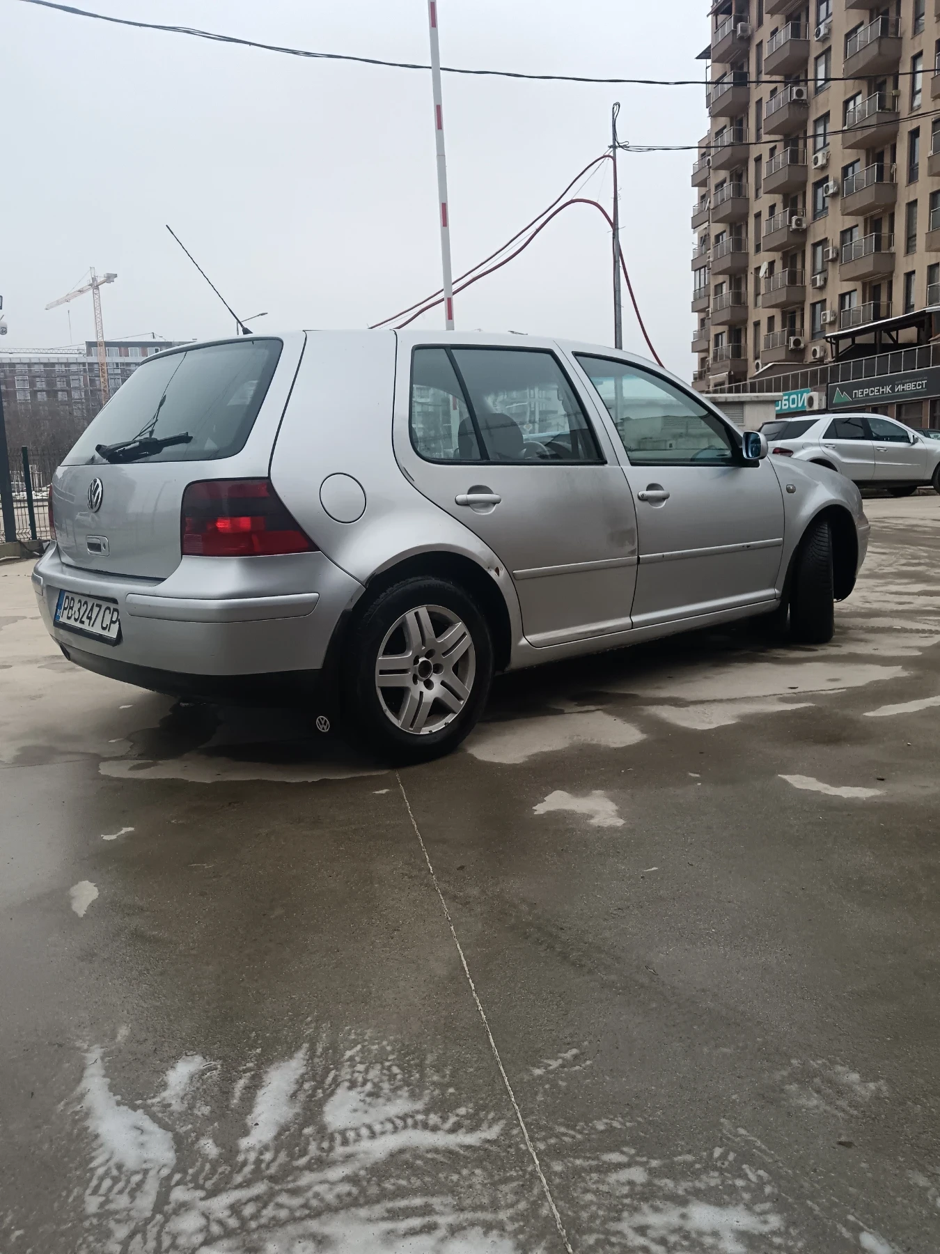 VW Golf 2.0i газ 115к - изображение 5