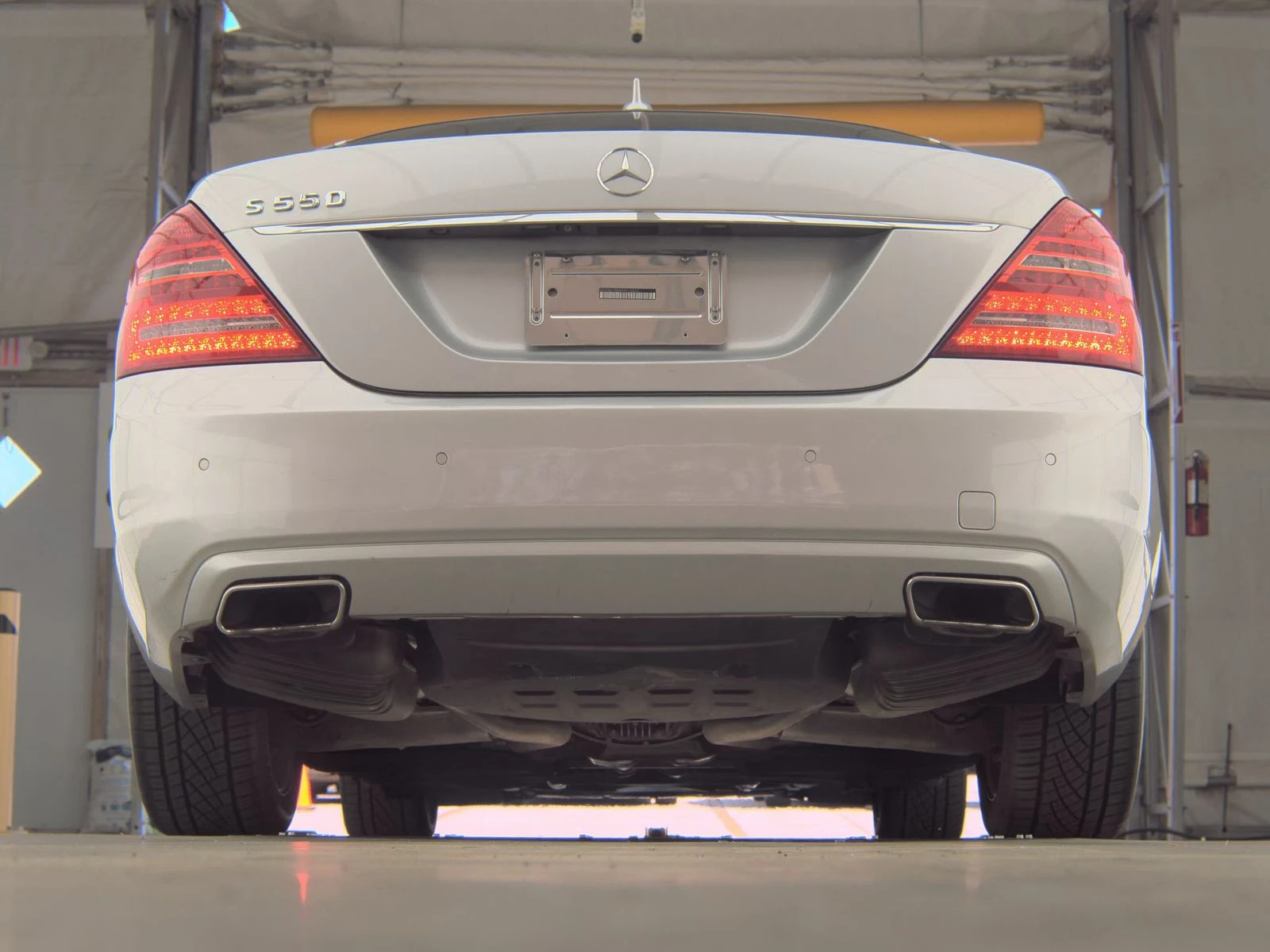 Mercedes-Benz S 550 FACELIFT* 5.5* V8* ПОДГРЕВ* ОБДУХВАНЕ* МАСАЖ* КЕЙЛ, снимка 8 - Автомобили и джипове - 54000322