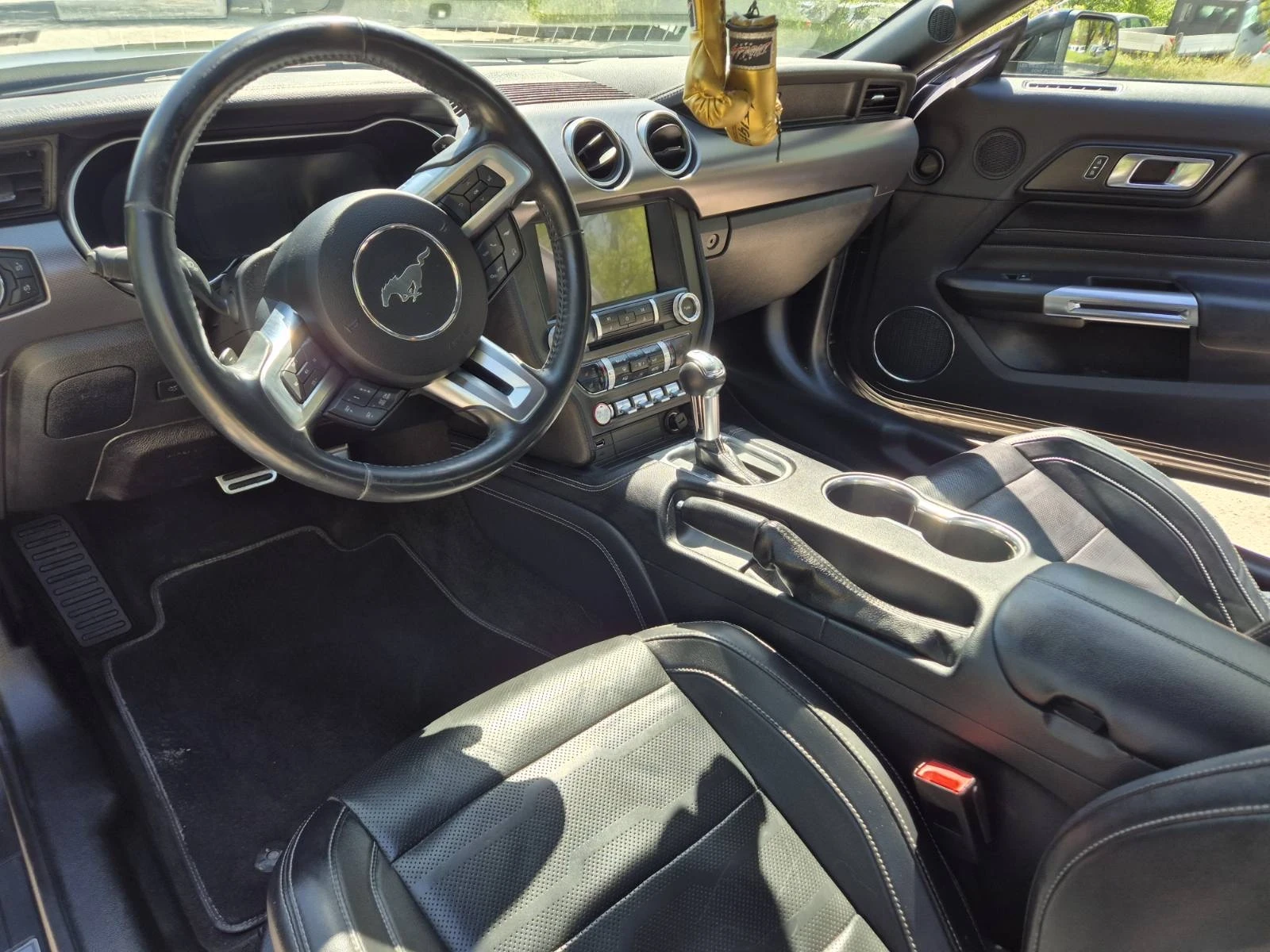 Ford Mustang ECO BOOST PREMIUM KEYLESS, снимка 4 - Автомобили и джипове - 54121920