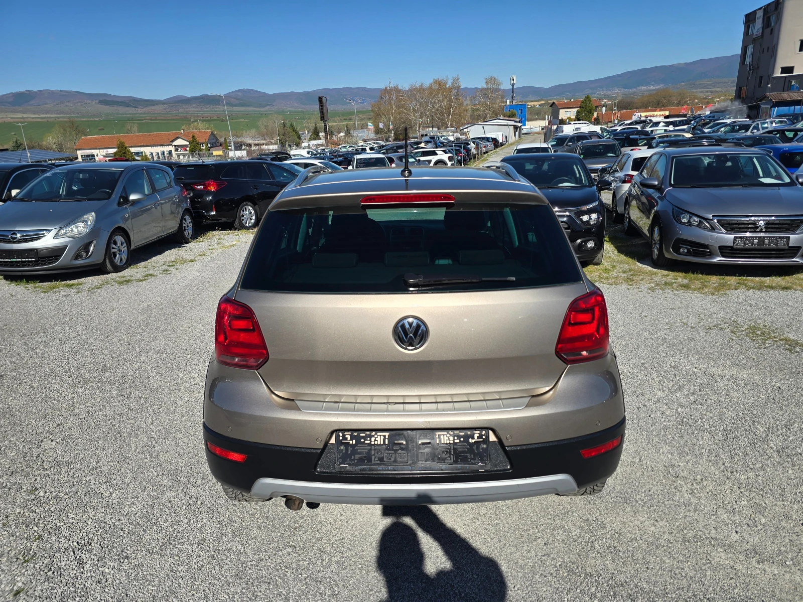 VW Polo 1.4 TDI CrossPolo BlueMotion Tech, снимка 6 - Автомобили и джипове - 54139388