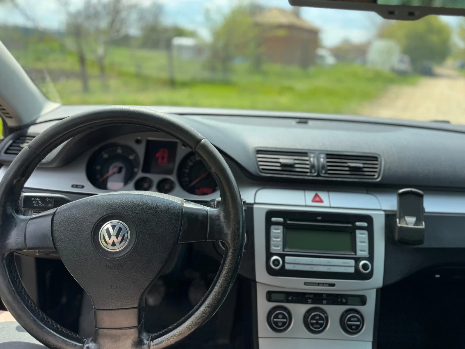 VW Passat 2.0 TDI BMP, снимка 7 - Автомобили и джипове - 54391751