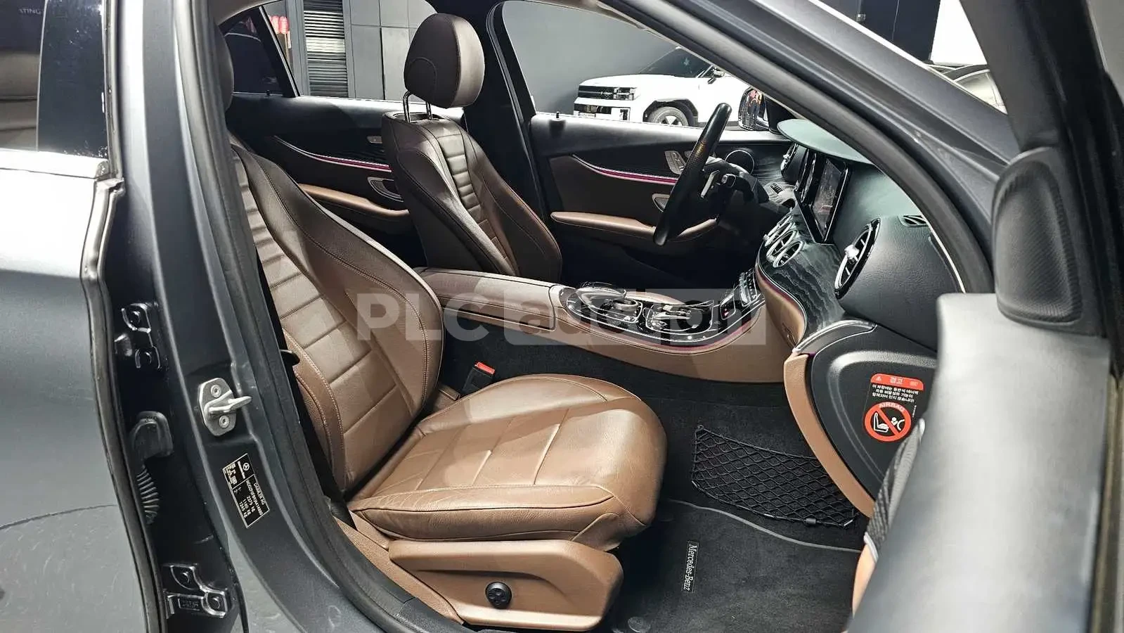 Mercedes-Benz E 220 �������� * ���� * HEAD-UP * KEYLESS | Mobile.bg � ����������� 10