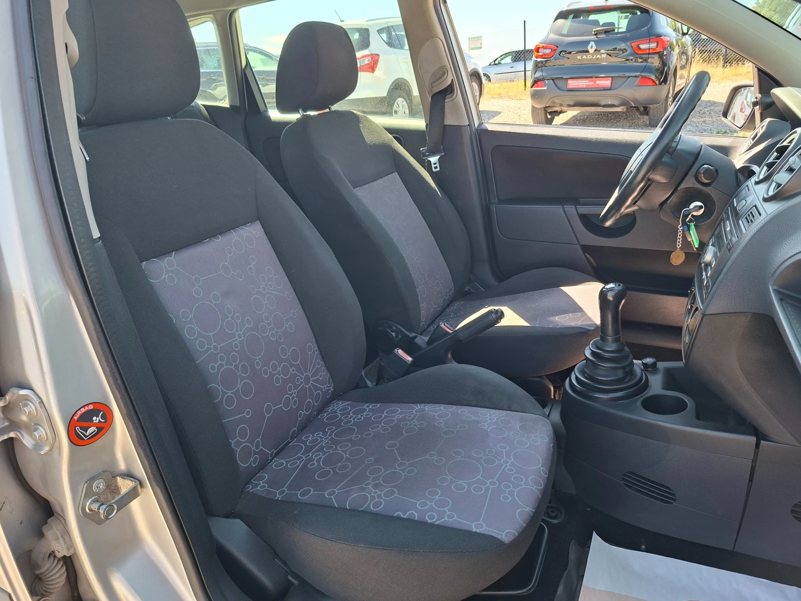Ford Fiesta 1.4TDCI, снимка 12 - Автомобили и джипове - 54617309