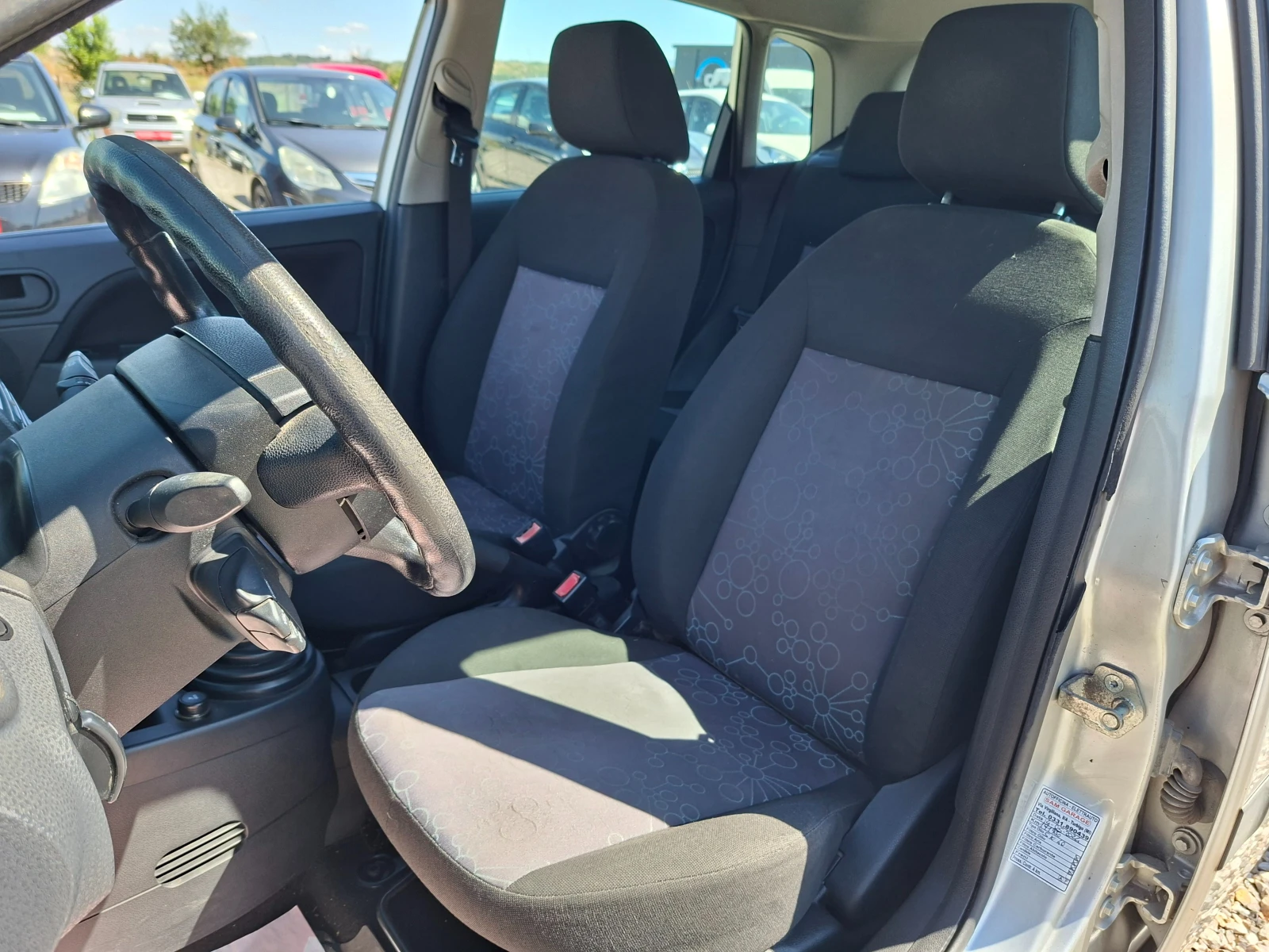 Ford Fiesta 1.4TDCI, снимка 8 - Автомобили и джипове - 54617309