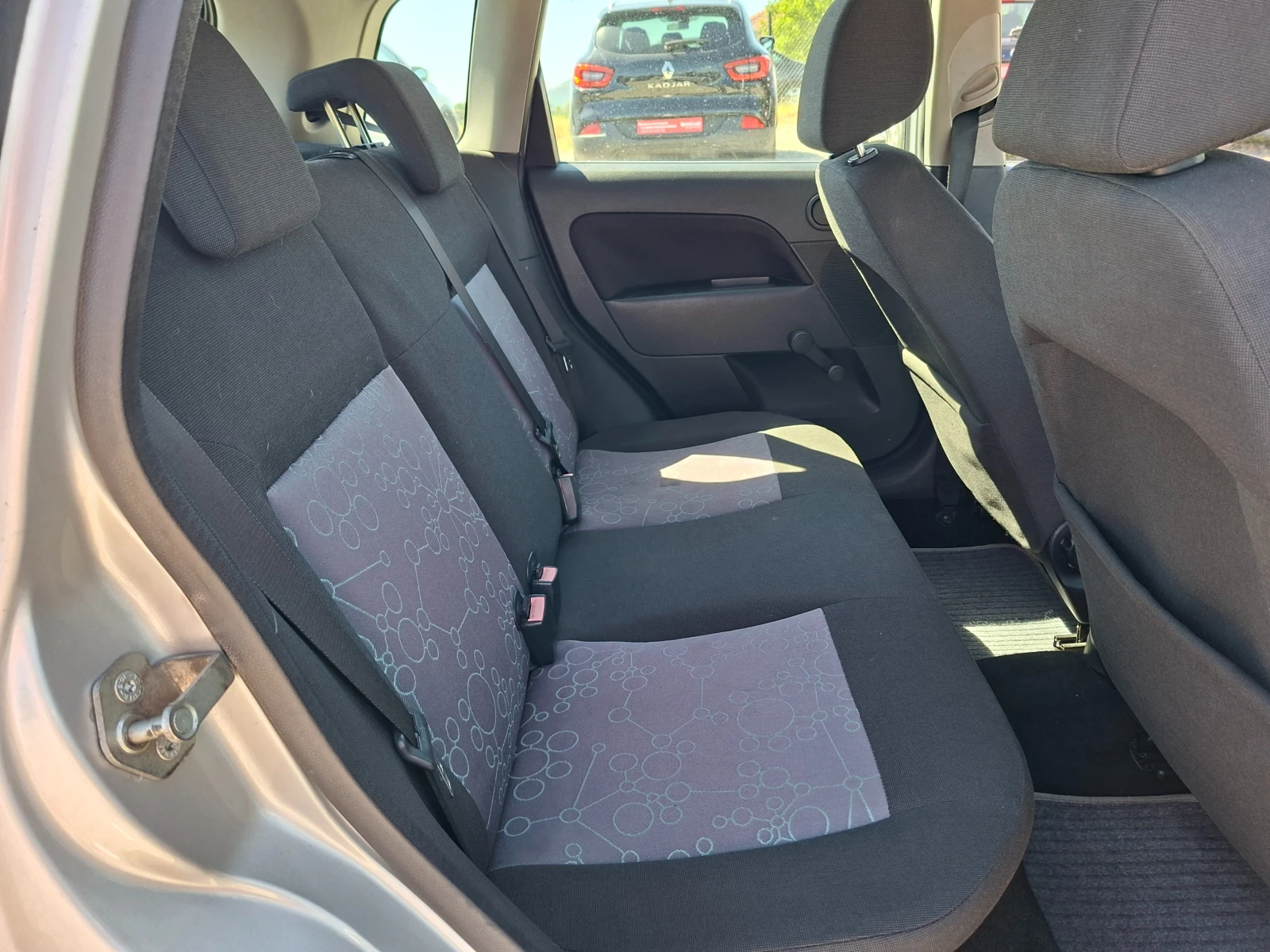 Ford Fiesta 1.4TDCI, снимка 11 - Автомобили и джипове - 54617309