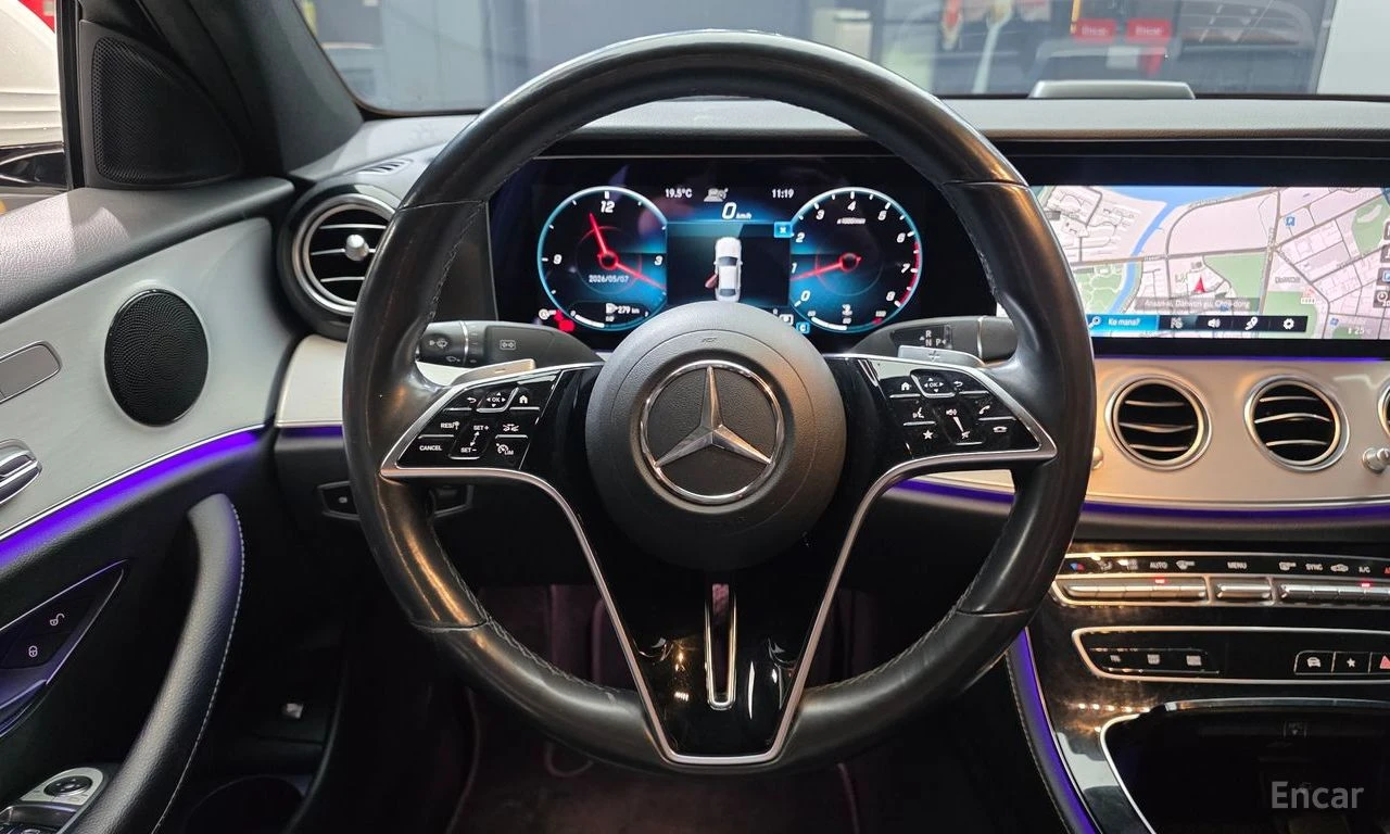 Mercedes-Benz E 250 AVANTGARDE* LANE* ASSIST* 360КАМЕРА* ПОДГРЕВ* , снимка 7 - Автомобили и джипове - 54658081